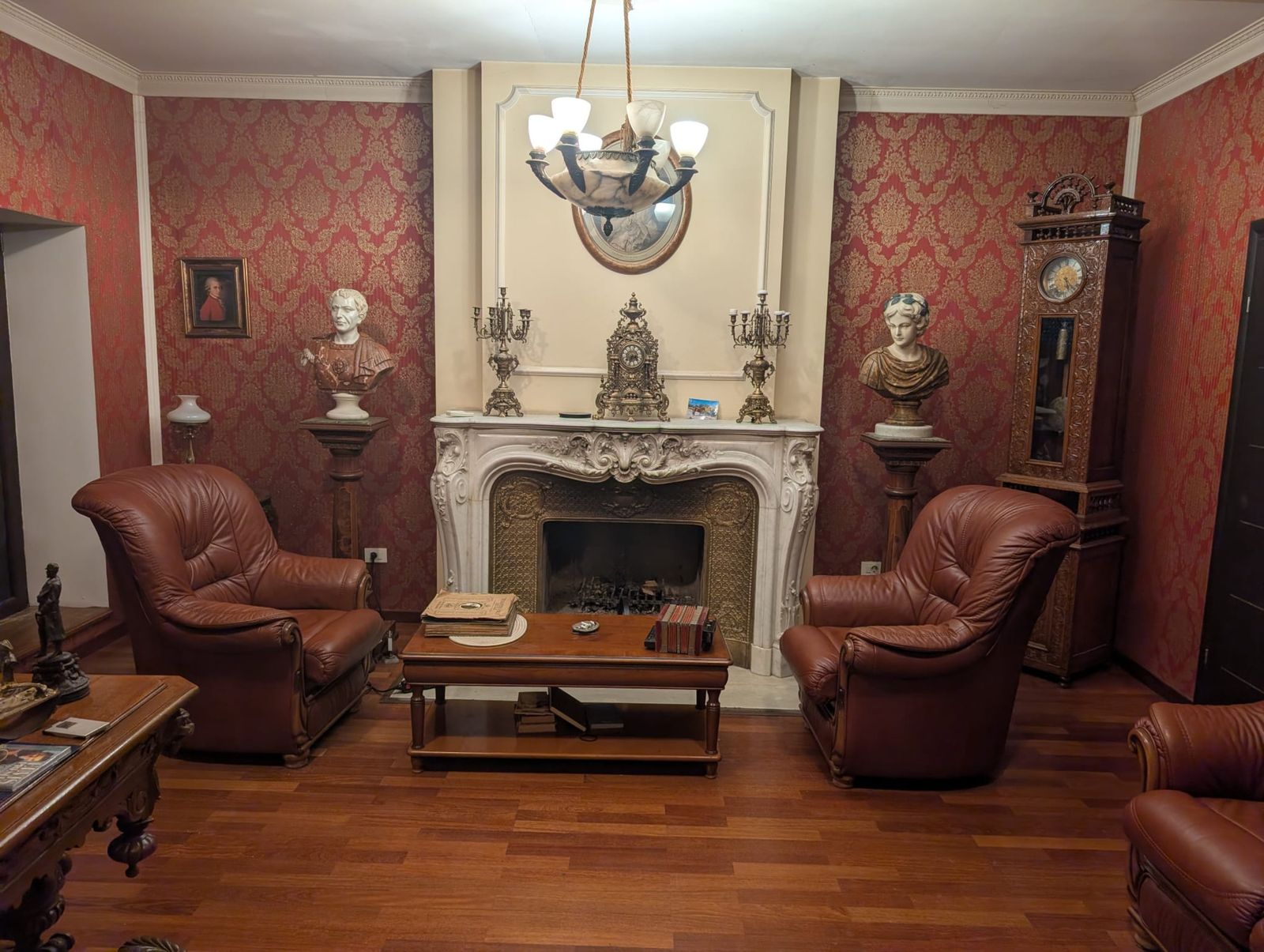 “Unique Vintage Library Studio for Filming, Interviews &amp; Photo Shoots” - Cover Photo