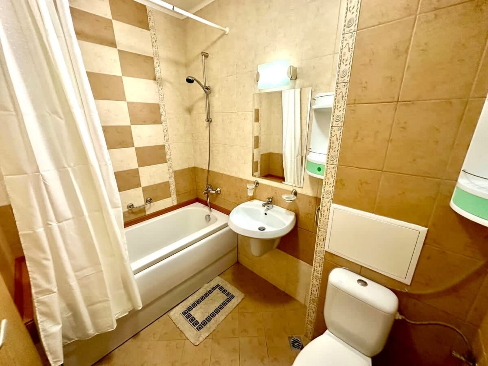 Apartment with Terrace  Royal Sun - Photo 29