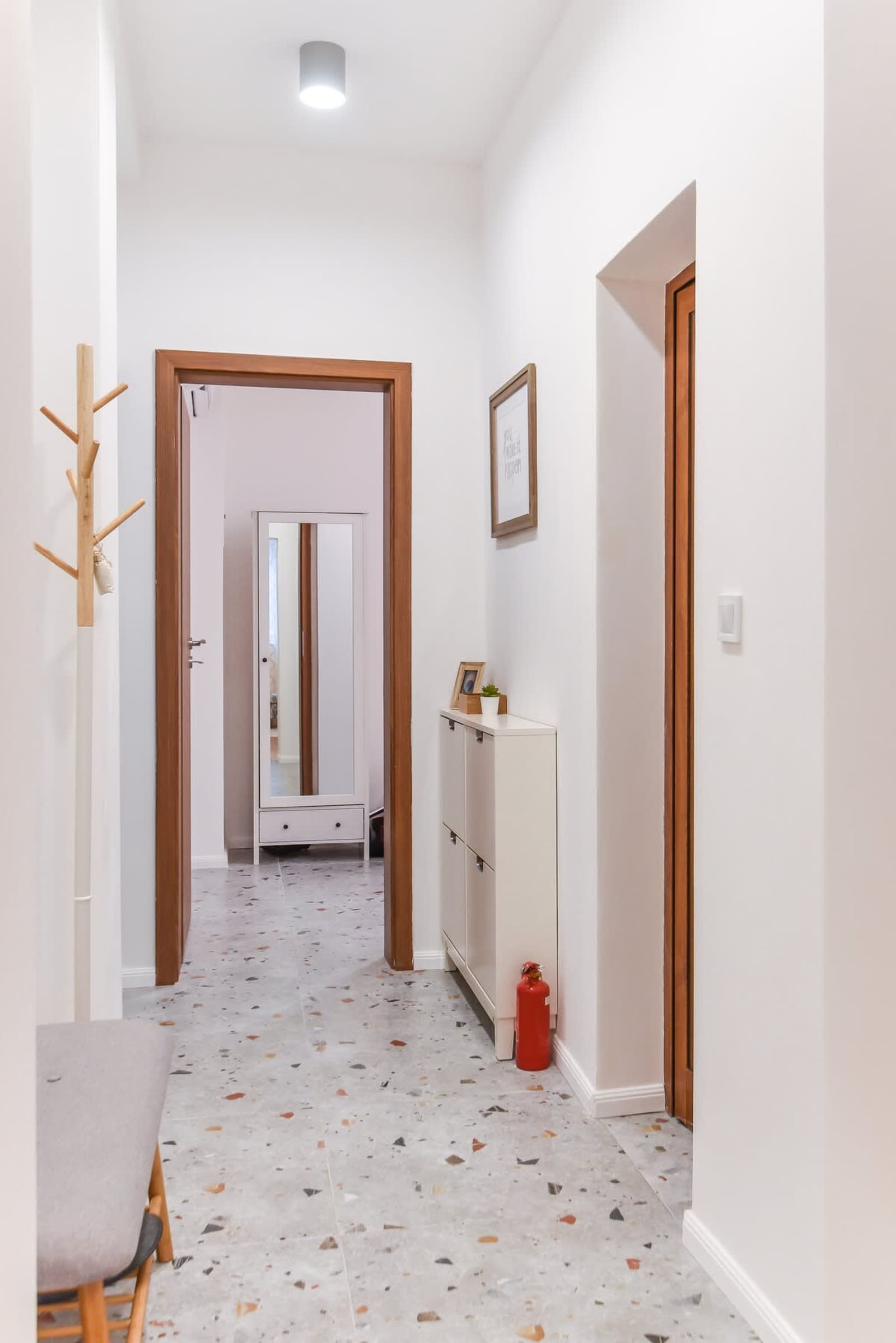 Cosy &amp; renovated 2BD flat near Vitoshka - Photo 21