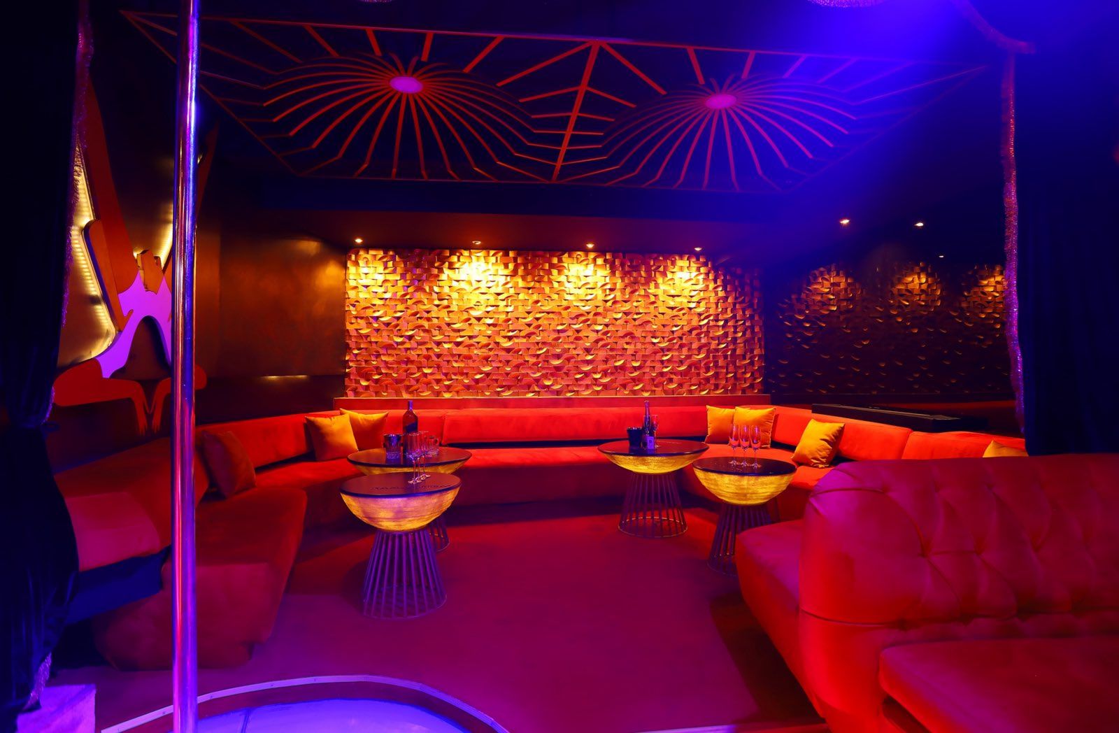 Kama Sutra Night Club - Photo 10