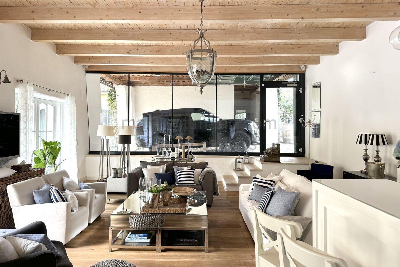 Location 270 - Photo 29