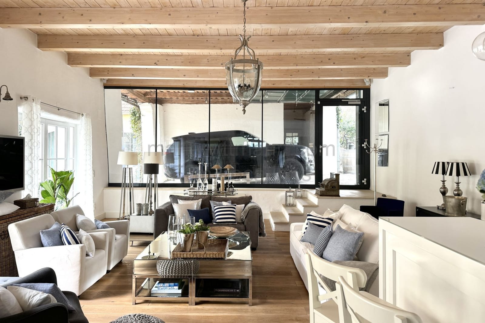 Location 270 - Photo 29