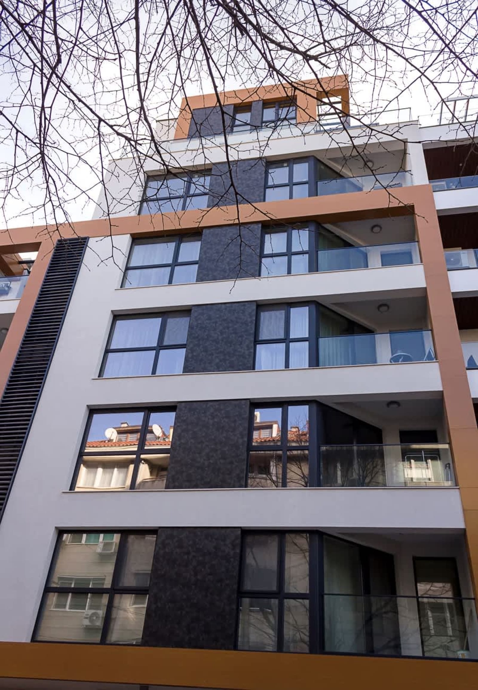 Modern Haven in Varna : Retreat with Chic Ambiance - Photo 24