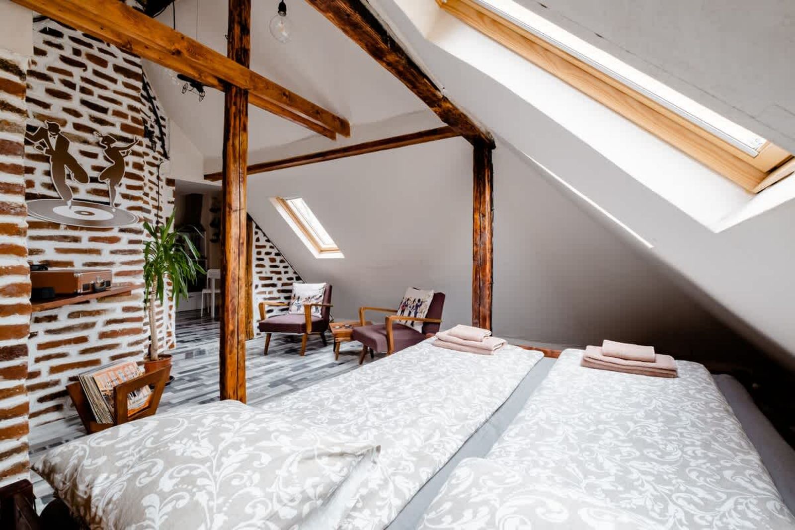 Gramophone off Vitosha Blvd: the Rhythm of Sofia - Photo 14