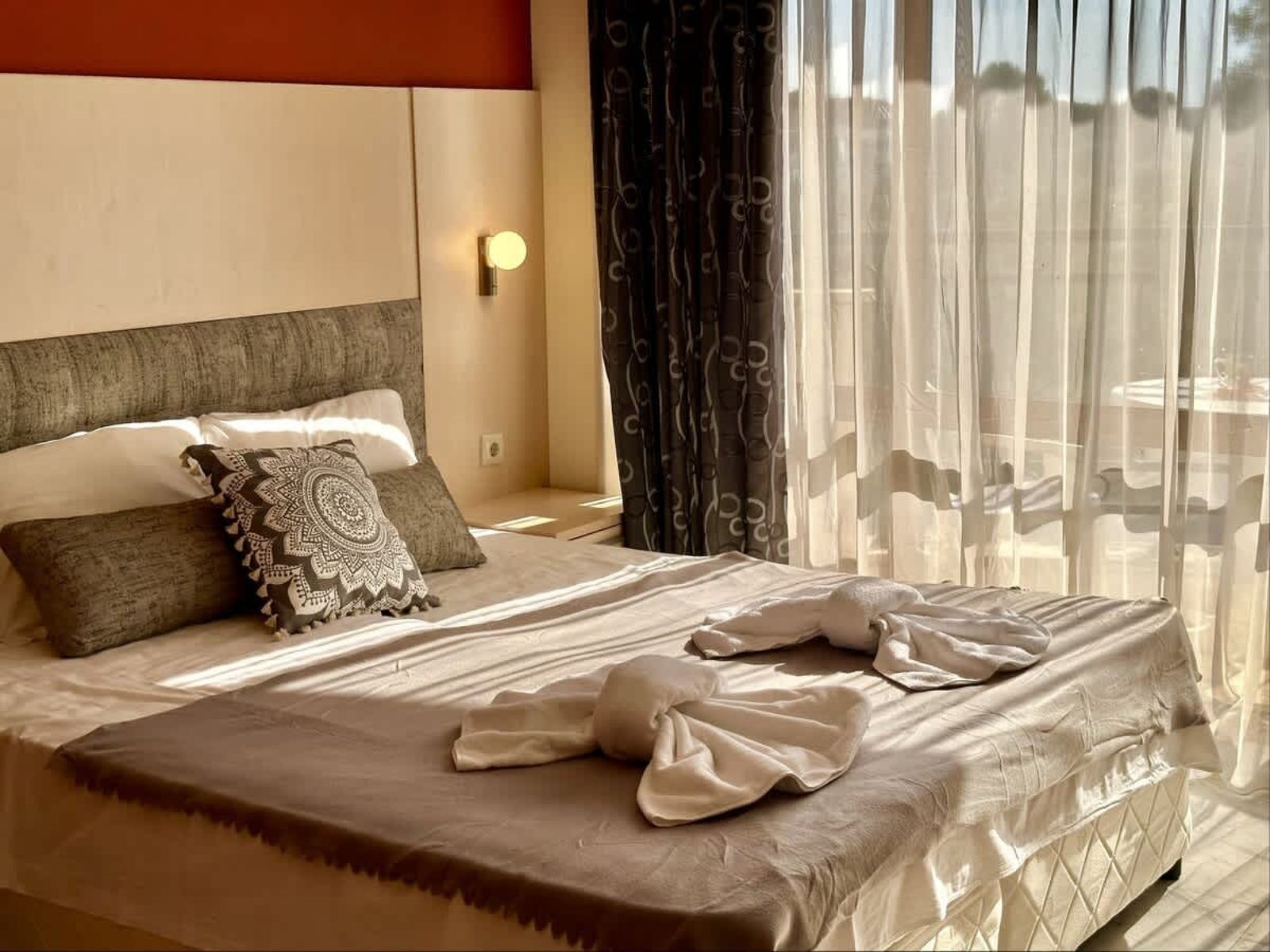 River Park Cozy Studio with pool view - Photo 11