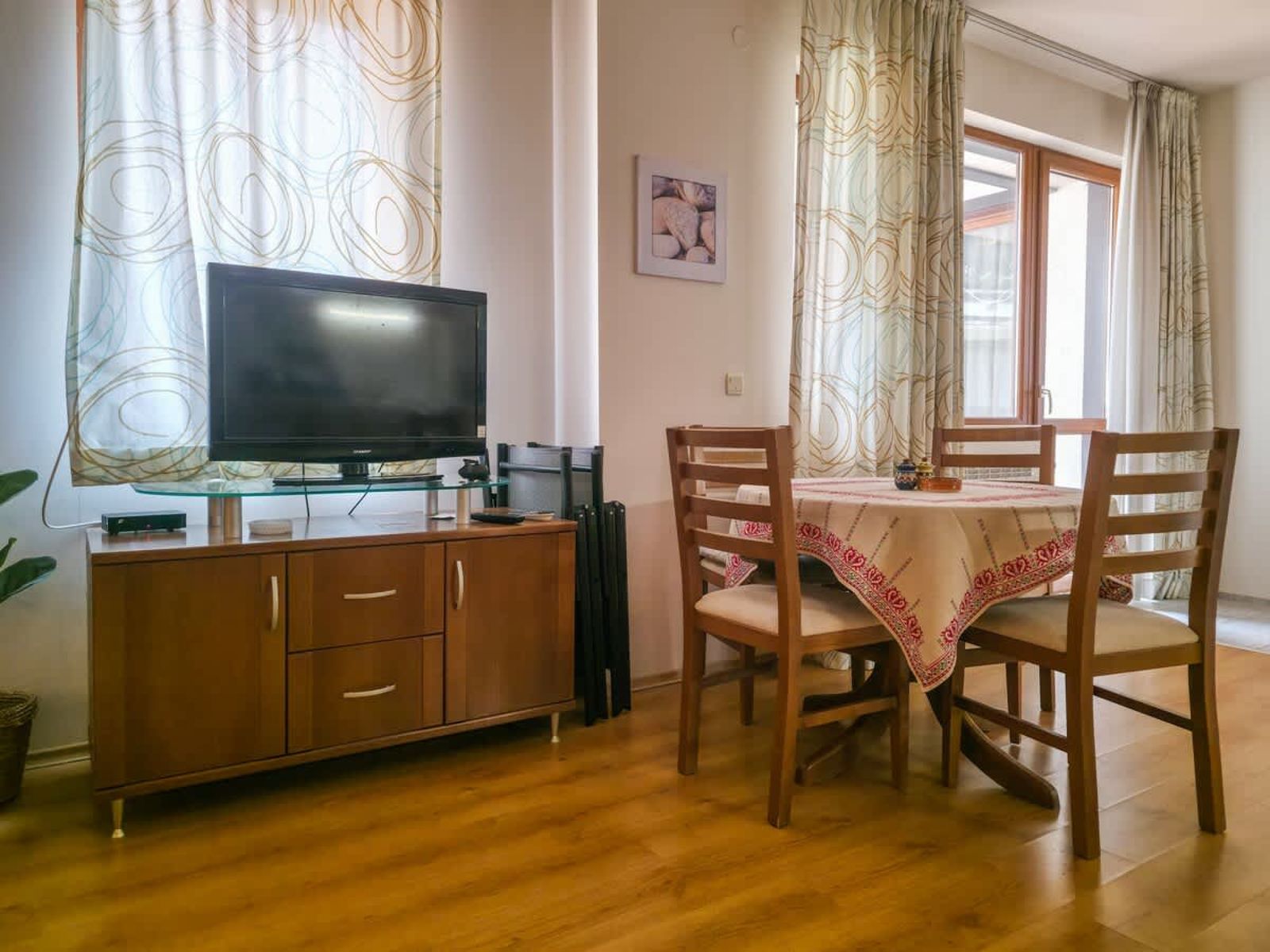 Charming 1BD Flat at Edelweiss Inn, Bansko - Photo 4