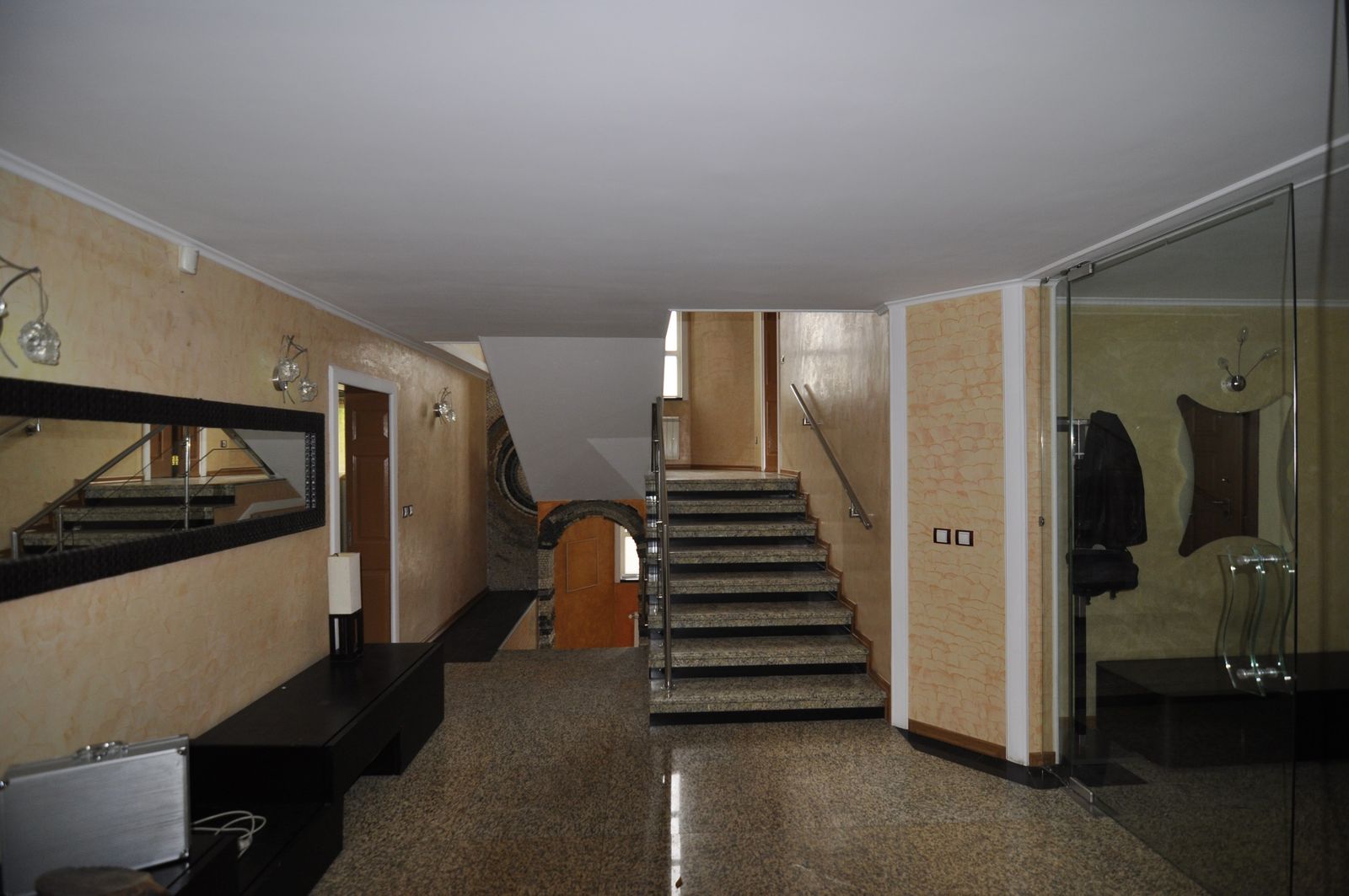 The Mosaic House - Photo 29