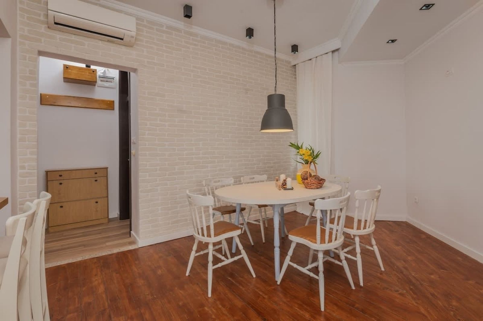 Flamingo Flat /Two-bedroom with Balcony\ - Photo 11