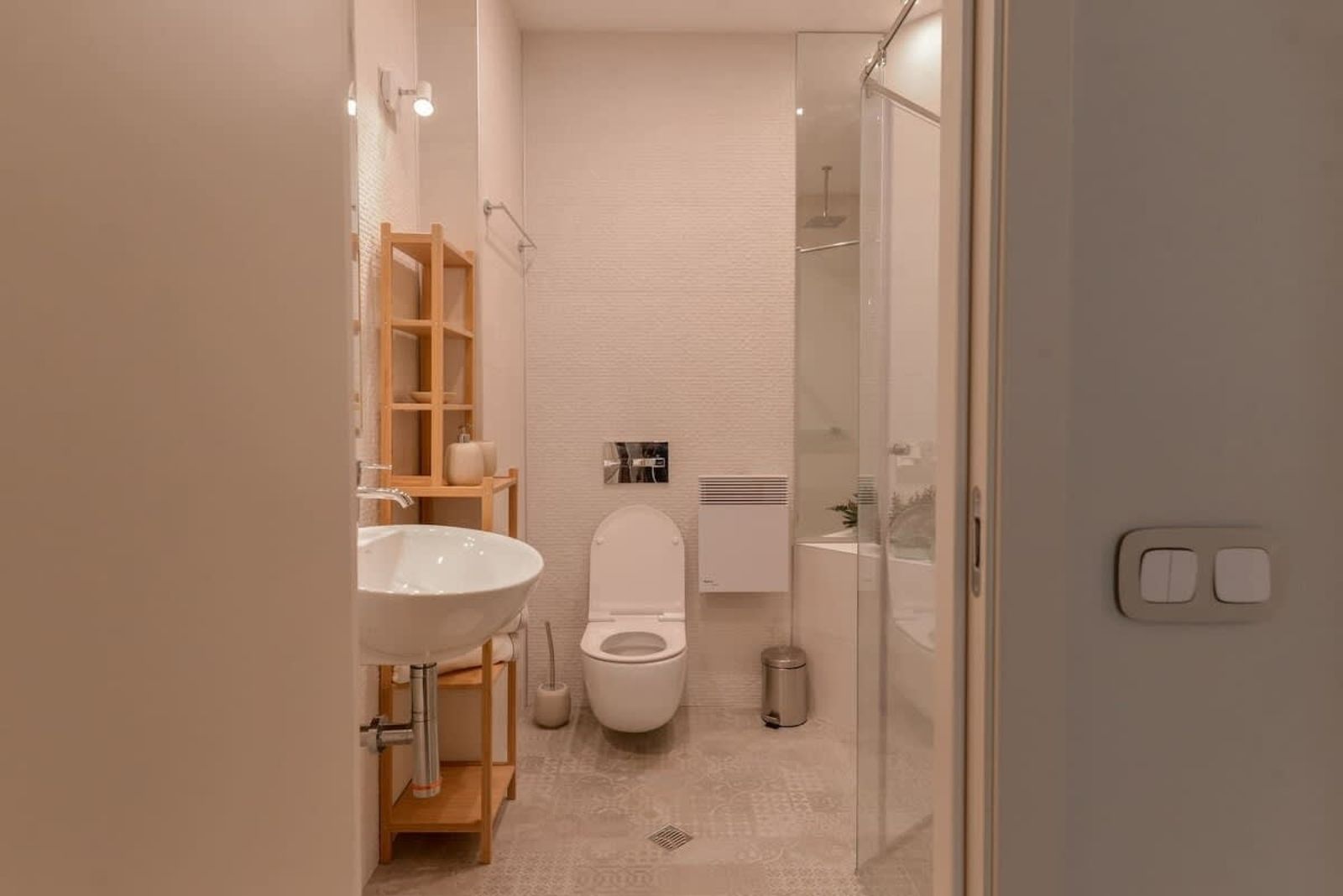 Modern &amp; Cozy 1BD Apartment near Serdika - Photo 6