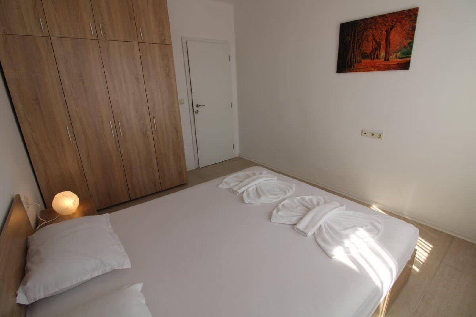 Cozy Kavaci Apartment with Garden View - Photo 17