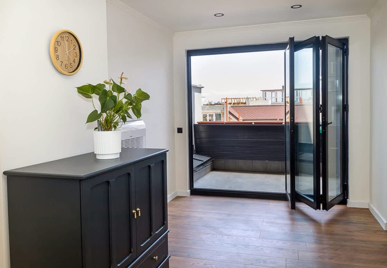 Cozy &amp; Bright 2-BR Flat Next to Grand Mall Varna - Photo 14