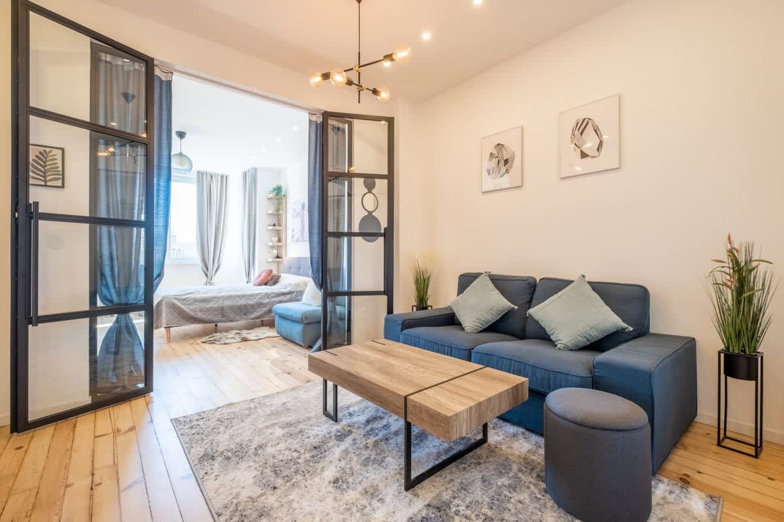 Bright Apartments – 2 Bedroom - Photo 6