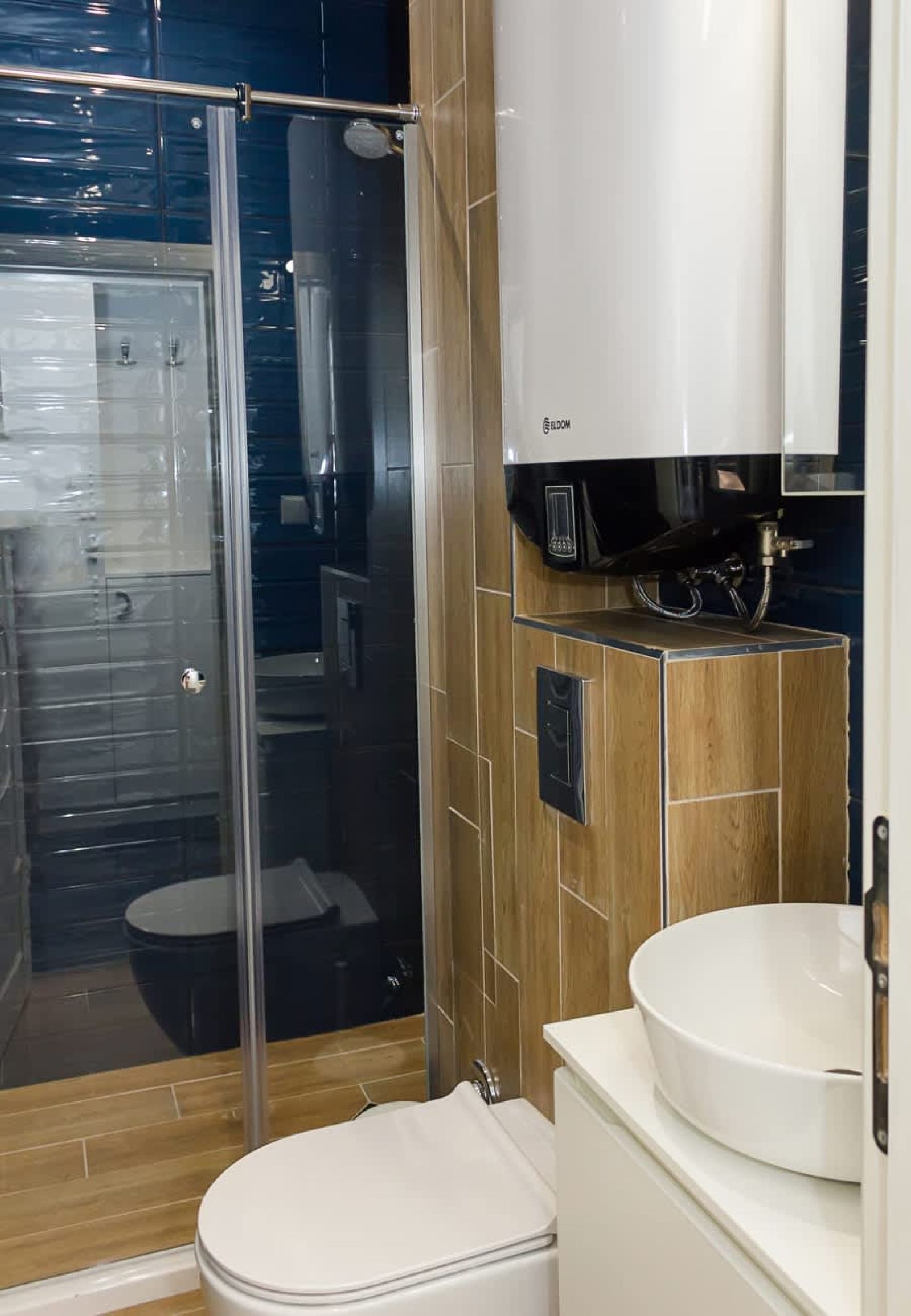 2BD Home In The Heart Of Varna with Parking - Blue - Photo 21