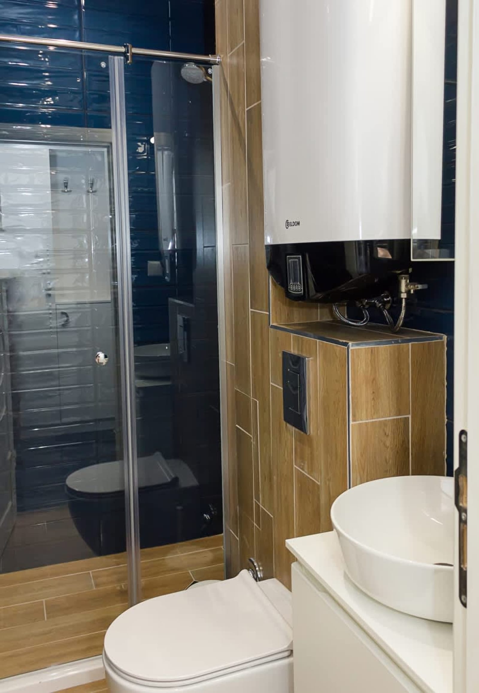 2BD Home In The Heart Of Varna with Parking - Blue - Photo 21