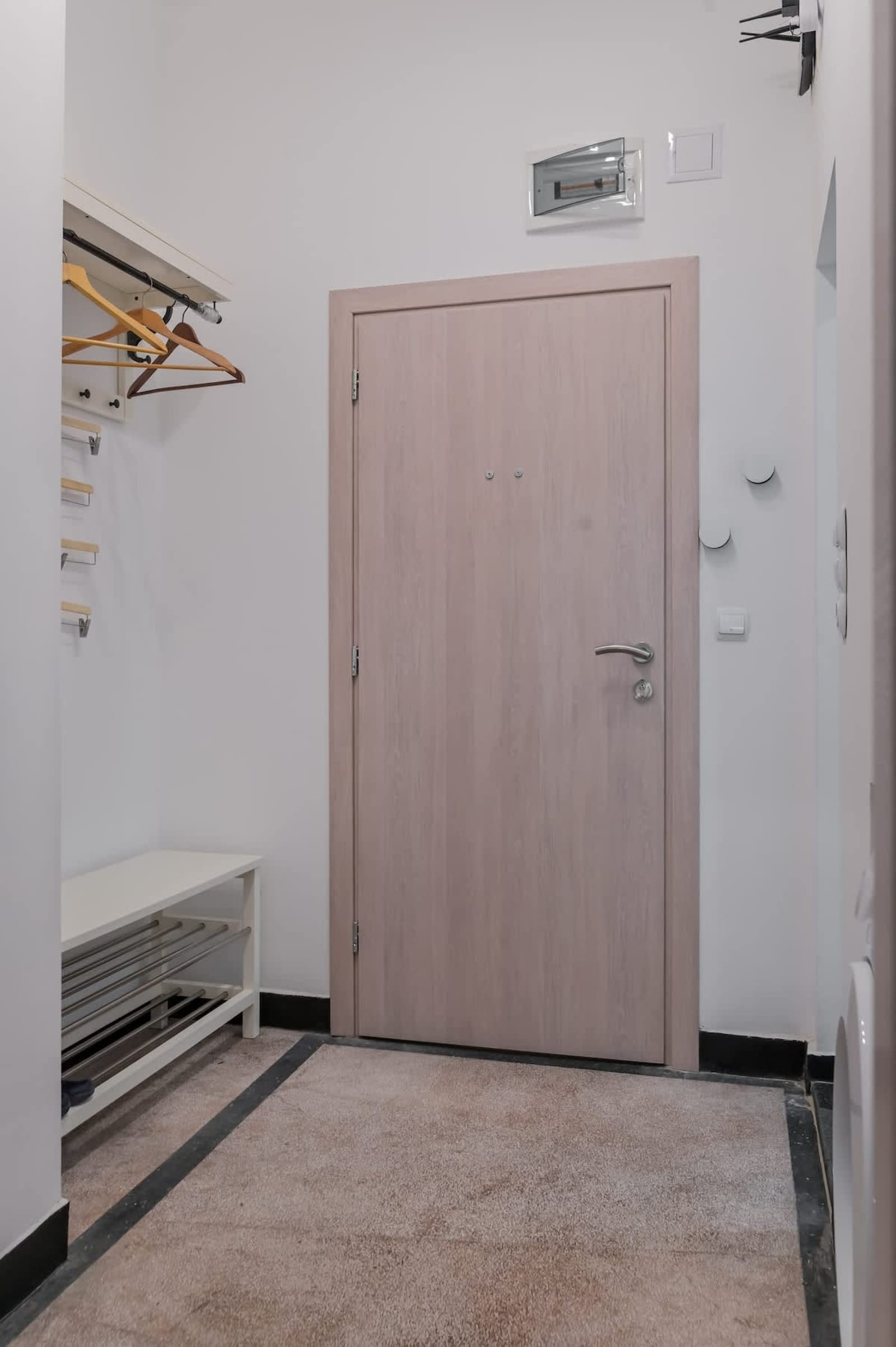 Bright Apartment in the Heart of the City - Photo 9