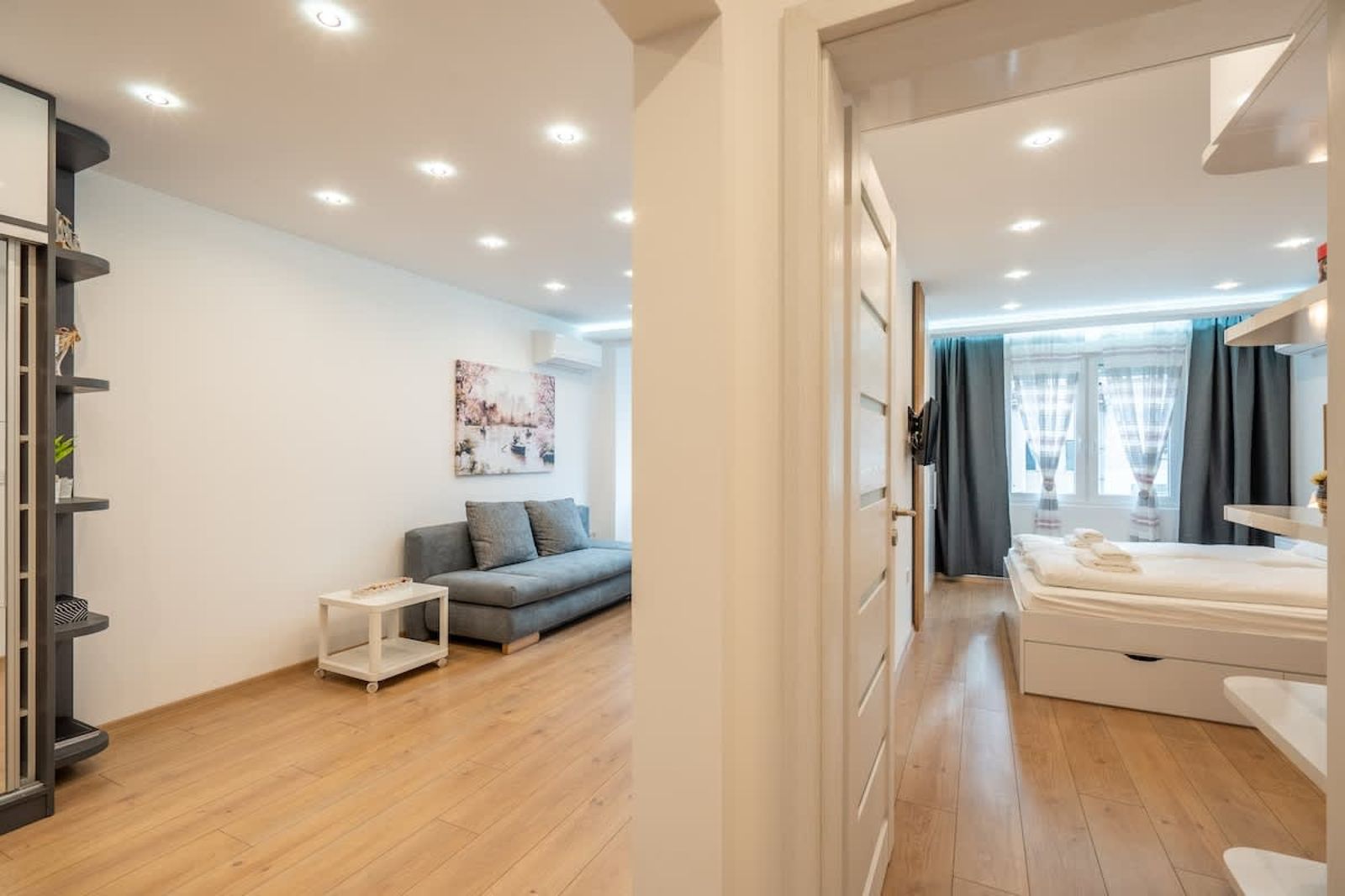 Zenith Apartment - Photo 20