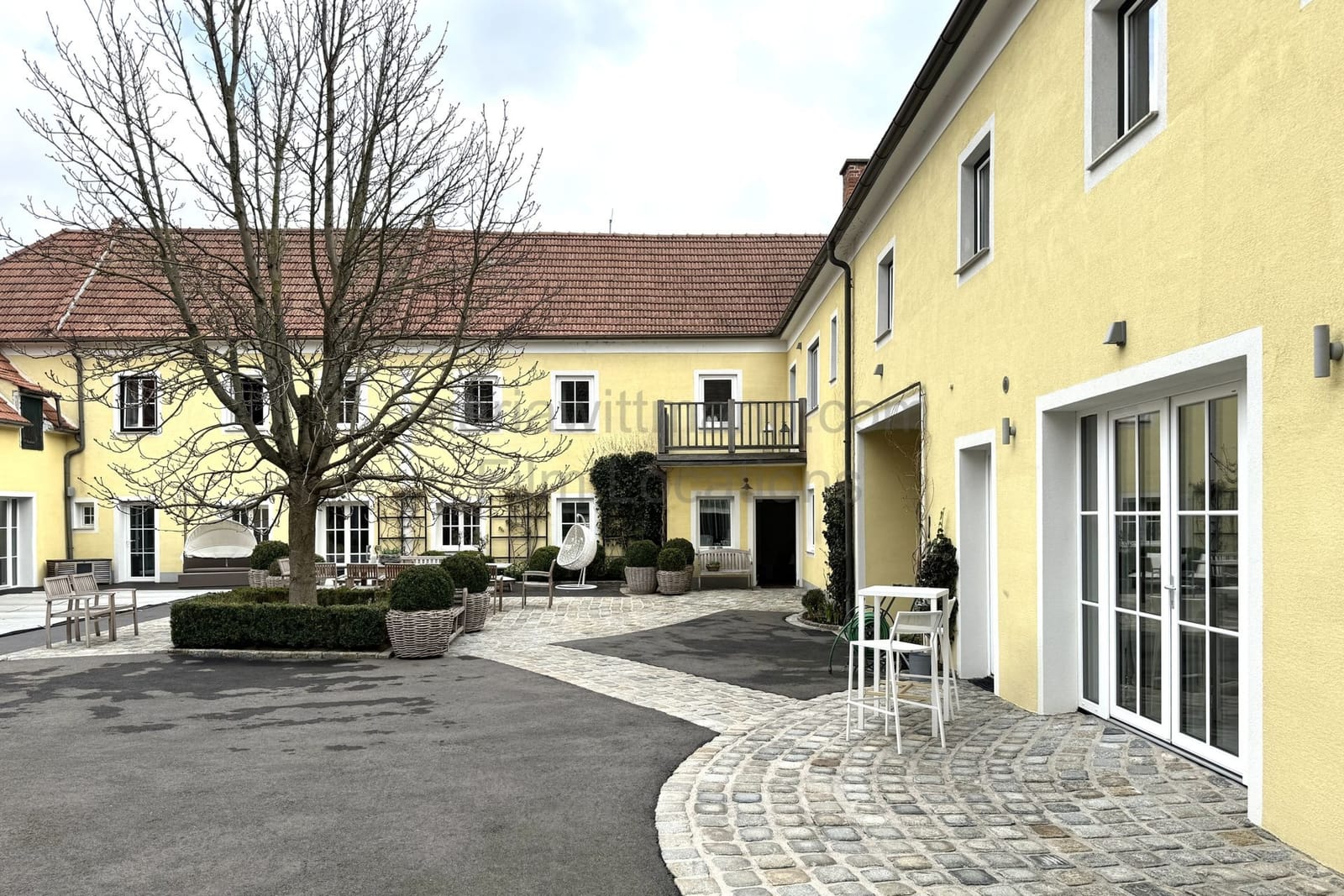 Location 270 - Photo 19