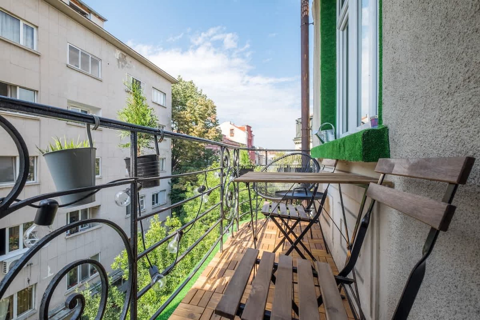 2 BDR &amp; 2 BTHR Funky Apartment / Supreme Location - Photo 57