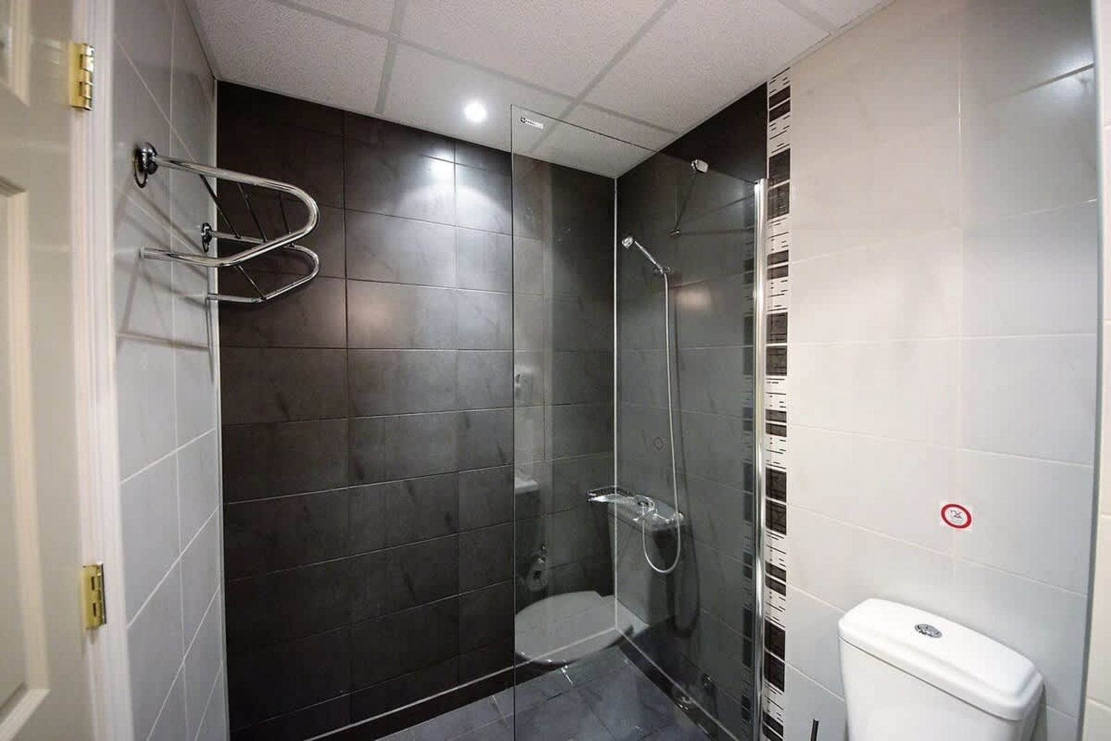 Cozy Soth Pearl  Pool View Studio with balcony - Photo 14