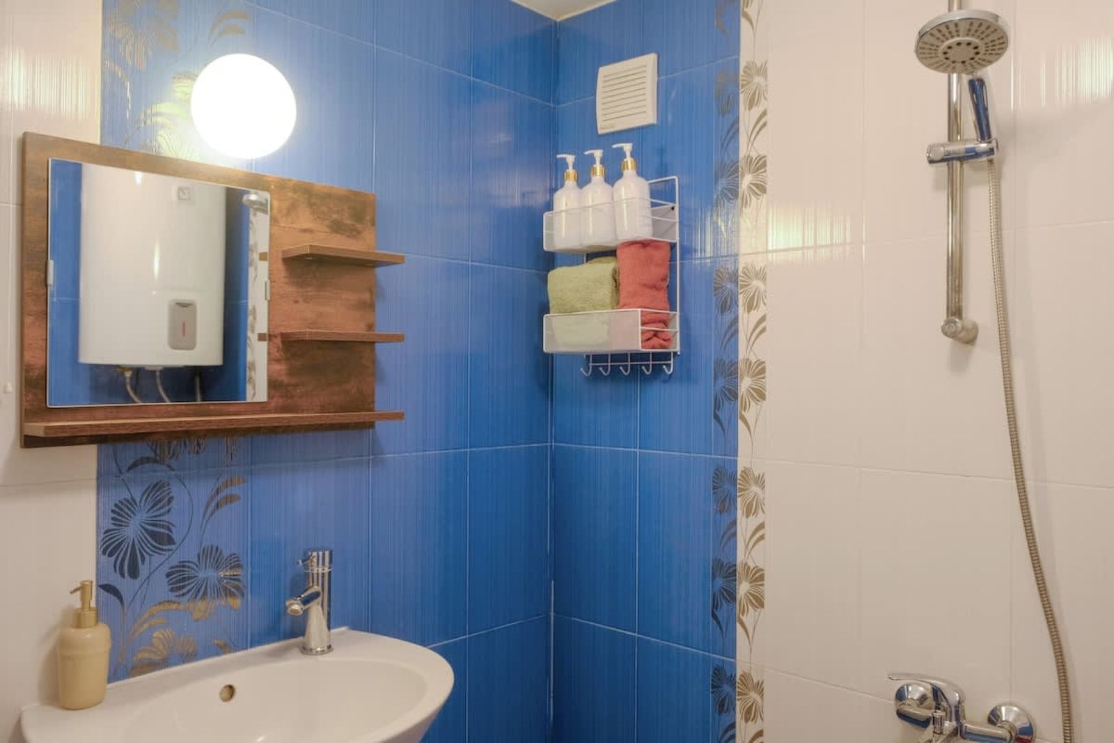 Dream Hill Nest 1BD Apartment in Plovdiv Center - Photo 5