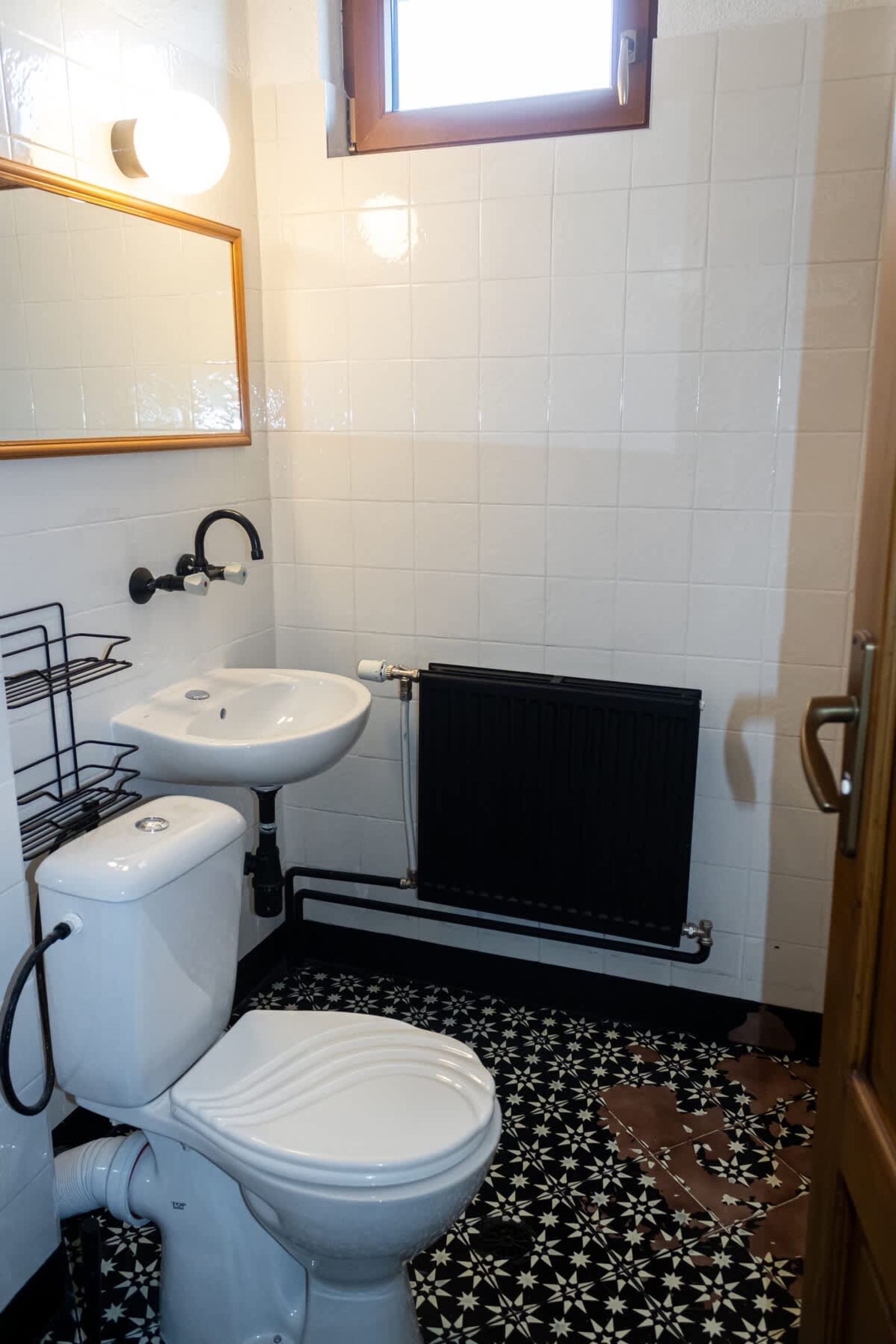 Cozy and Spacious House in The Heart of Bansko - Photo 30