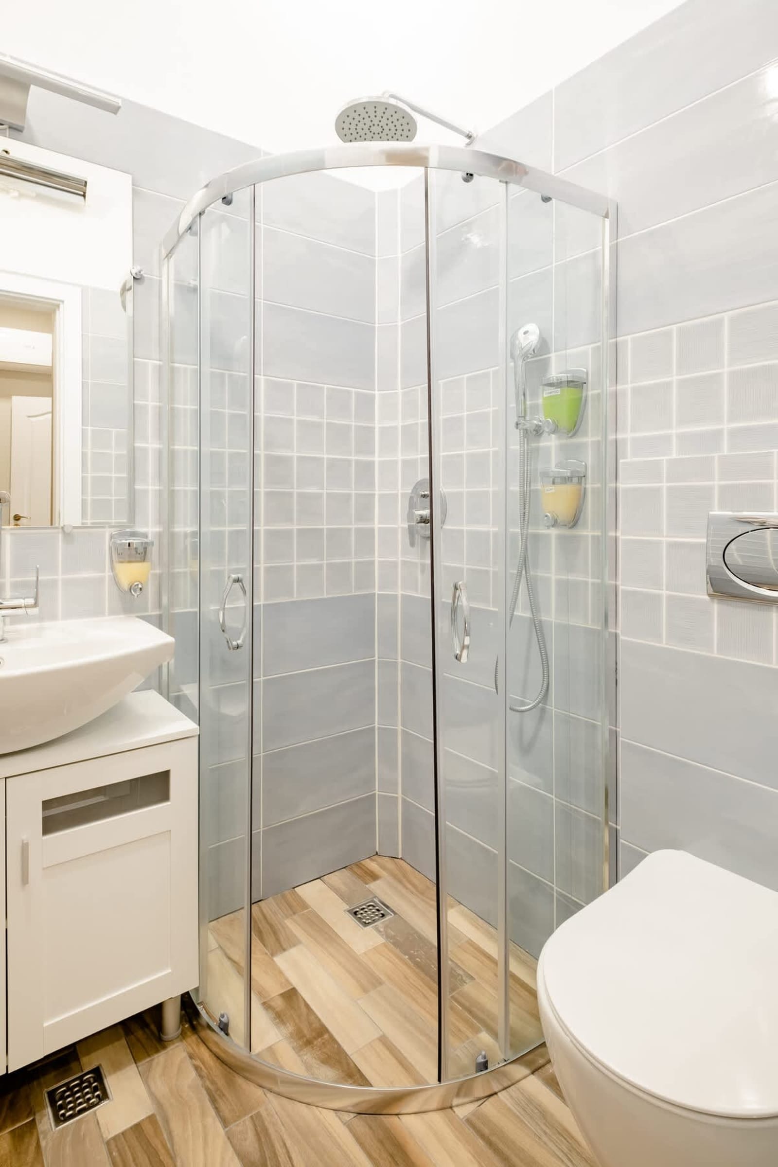 Lofty - 1 bedroom apartment in the heart of Sofia - Photo 14