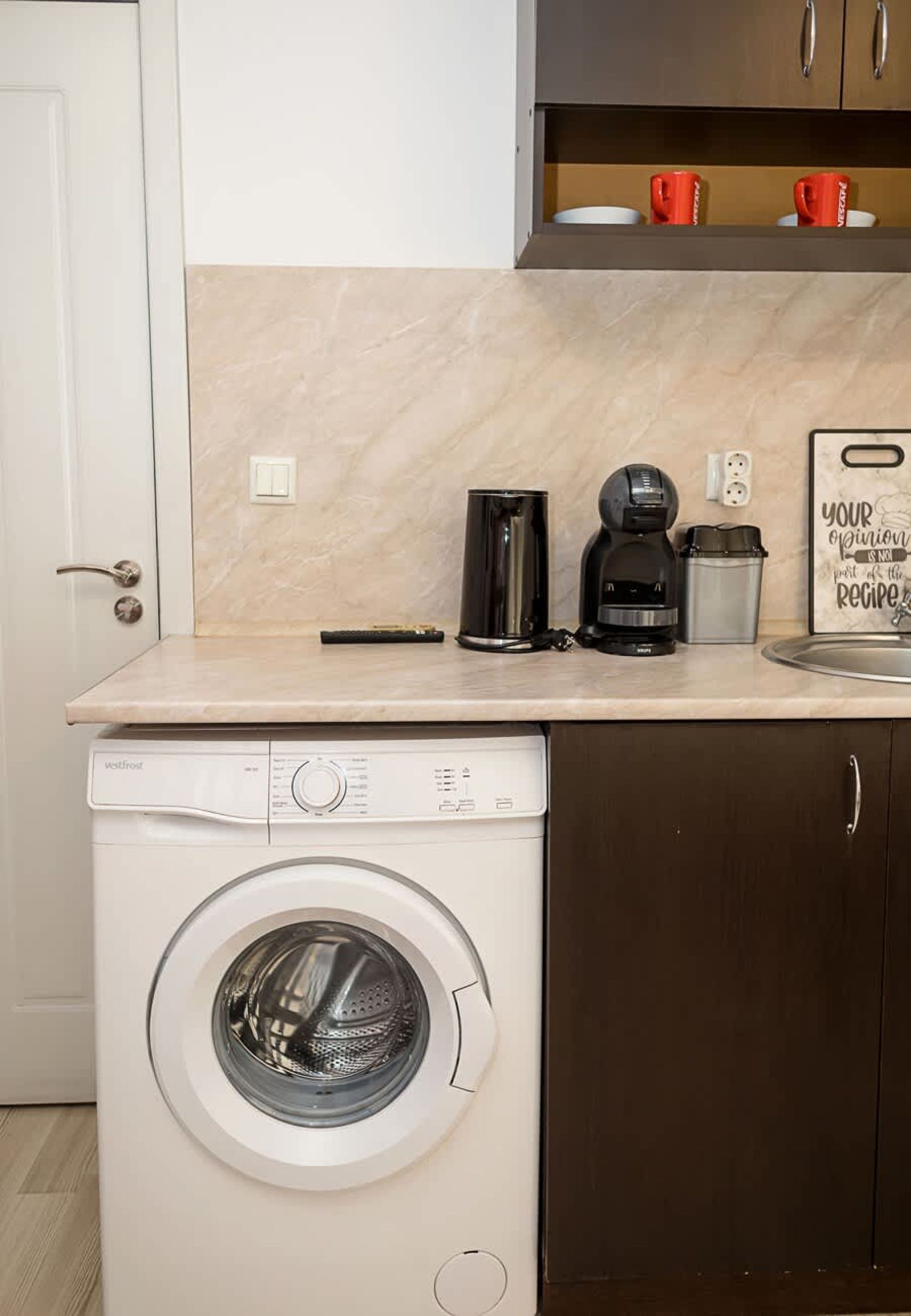 Studio Near Grand Mall Varna | Cozy &amp; Convenient - Photo 9