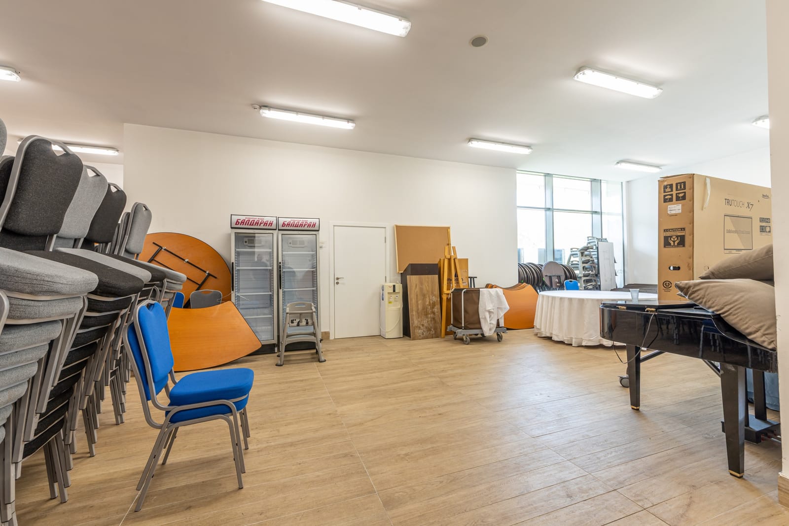 Conference Room #2 in the Maritim Paradise Blue Hotel - Photo 8