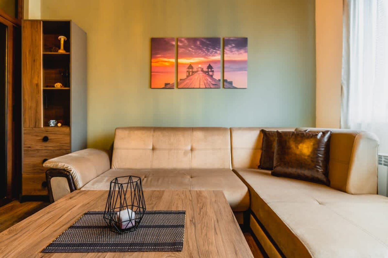 Eagles' Bridge  1BD flat with desk - Photo 8