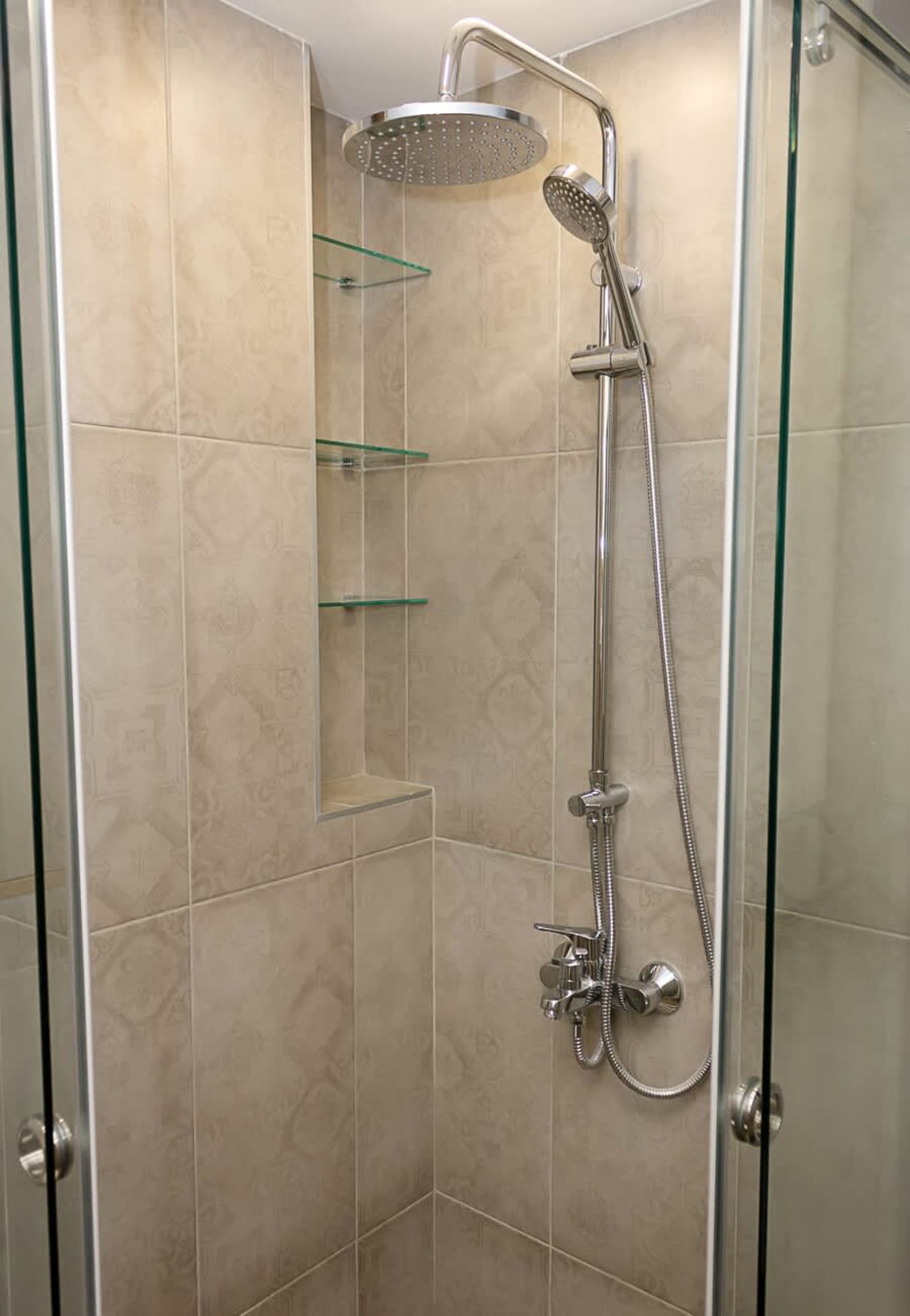 Sea Garden Varna - 2BD Flats with Desk &amp; Balcony - Photo 6