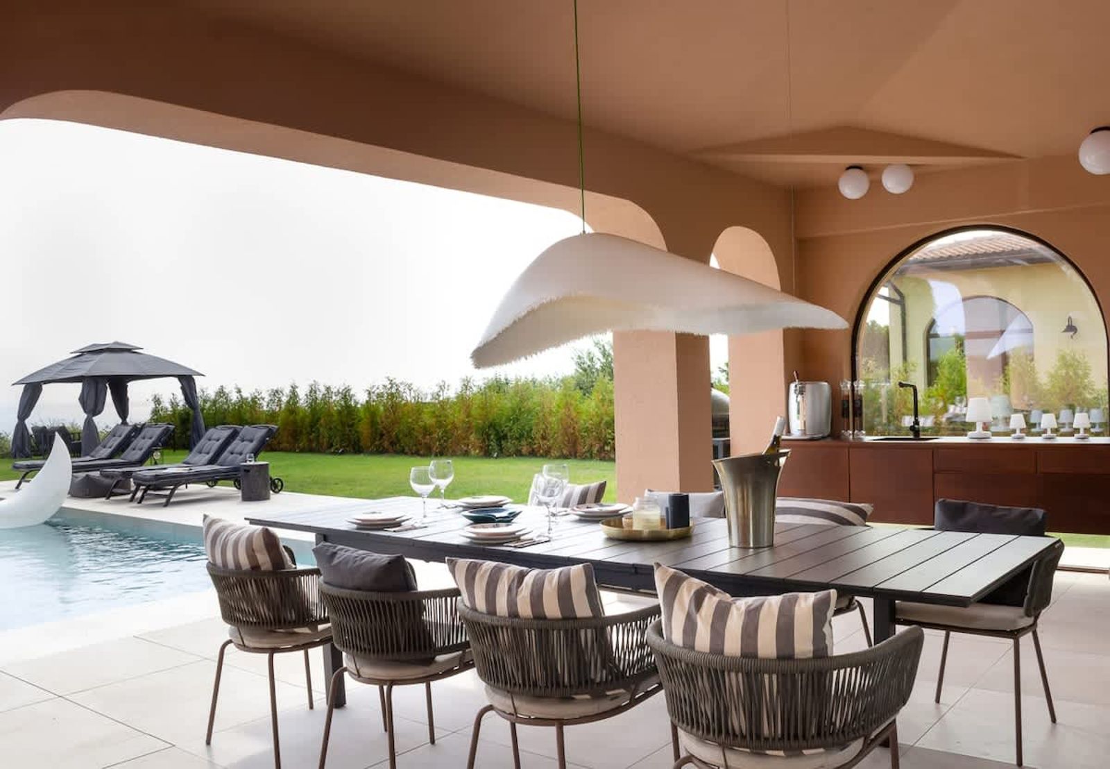 Luxury 4-bedroom Villa in Black Sea Rama Resort - Photo 19