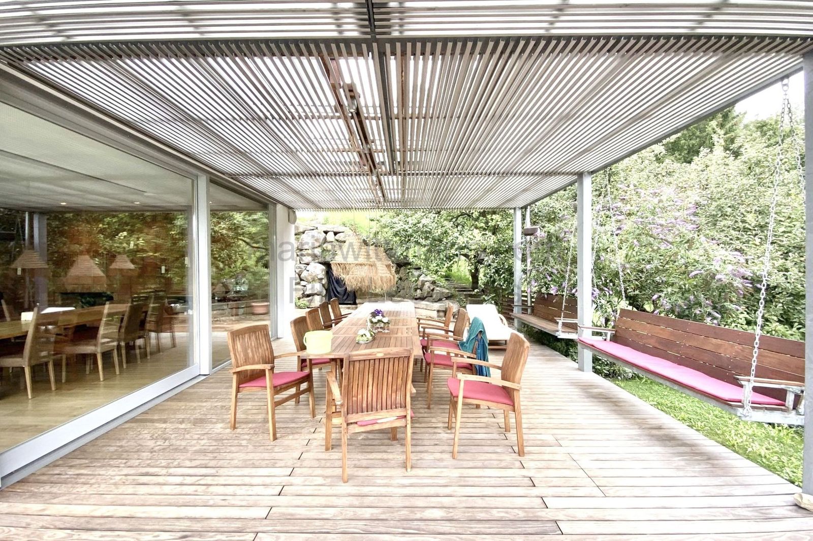 Location 256 - Photo 11