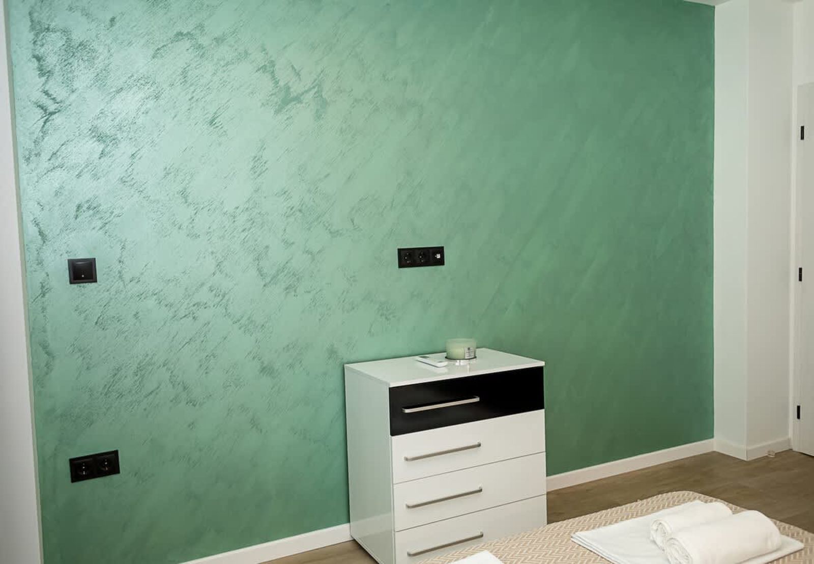 Chic 1BR Flat &amp; Garage | Garden Residence, Varna - Photo 17