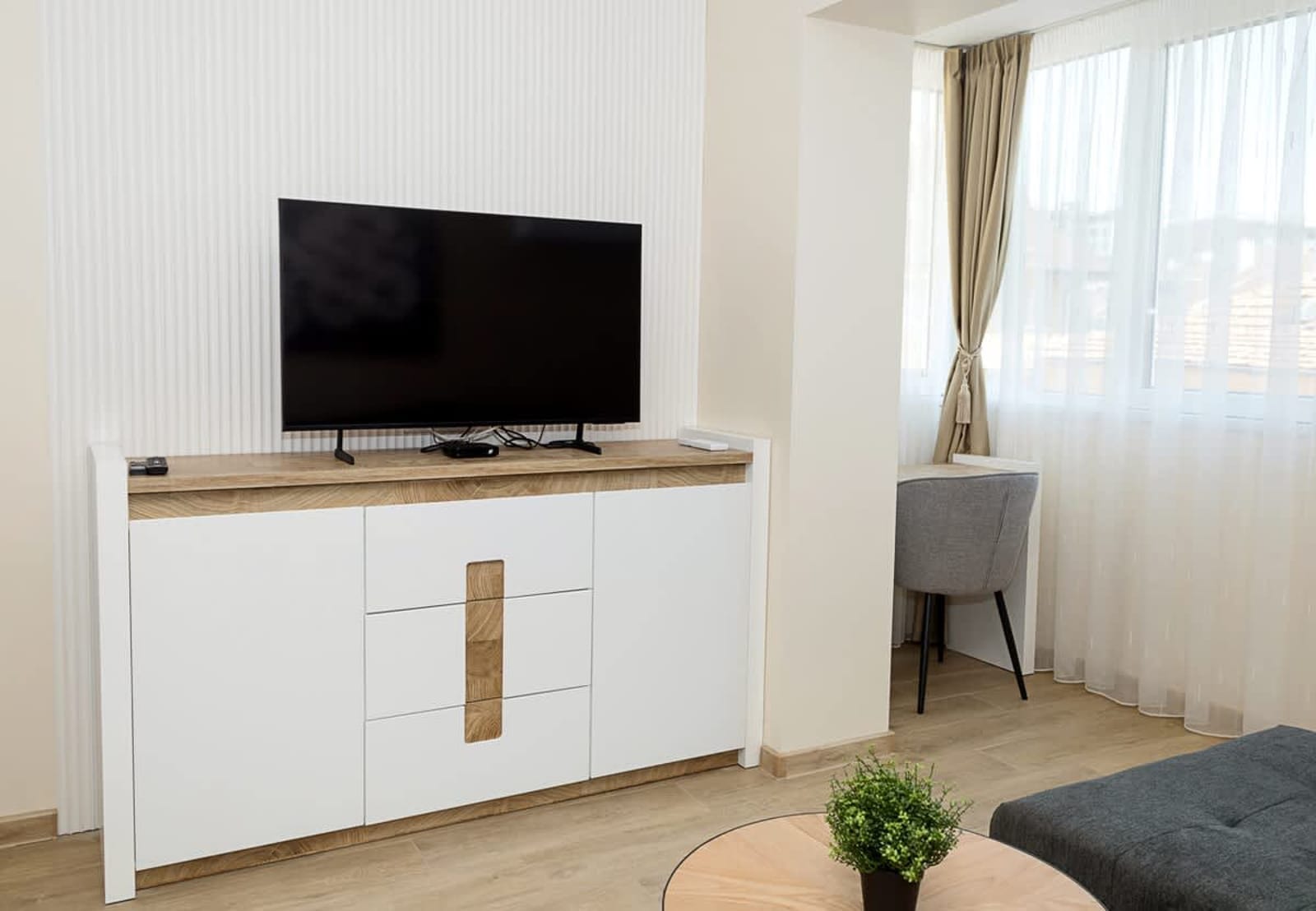 Stylish Apartment - the Heart of Central Varna - Photo 8