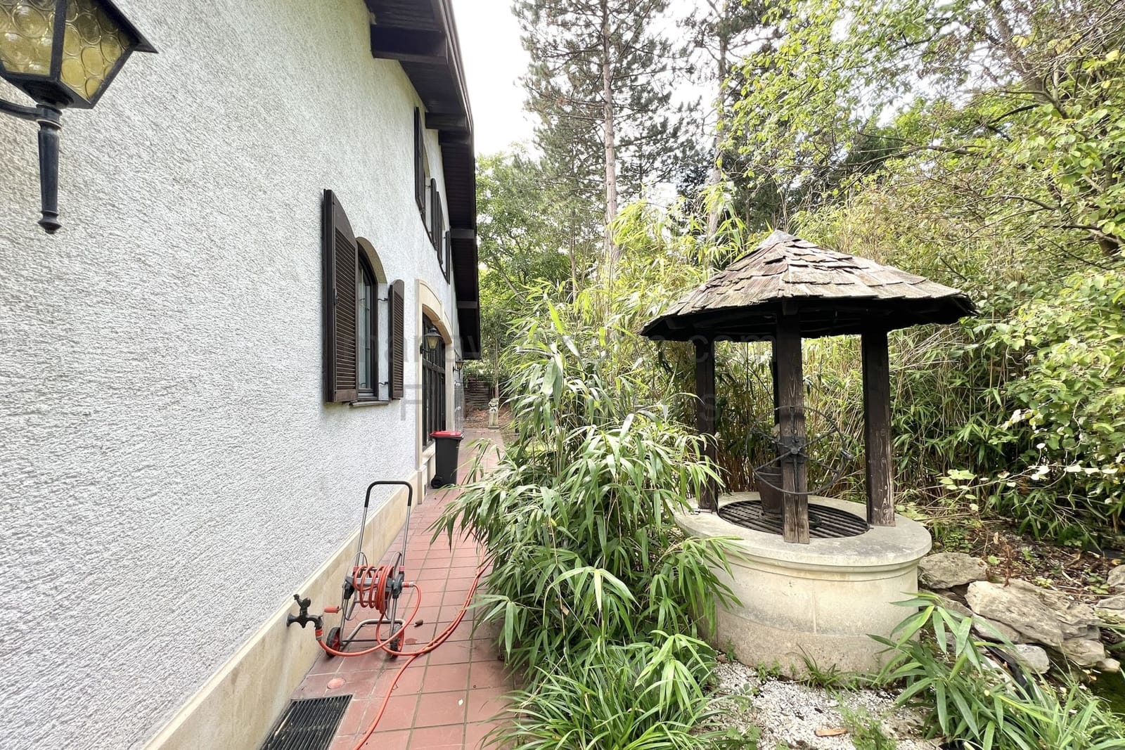 Location 250 - Photo 6