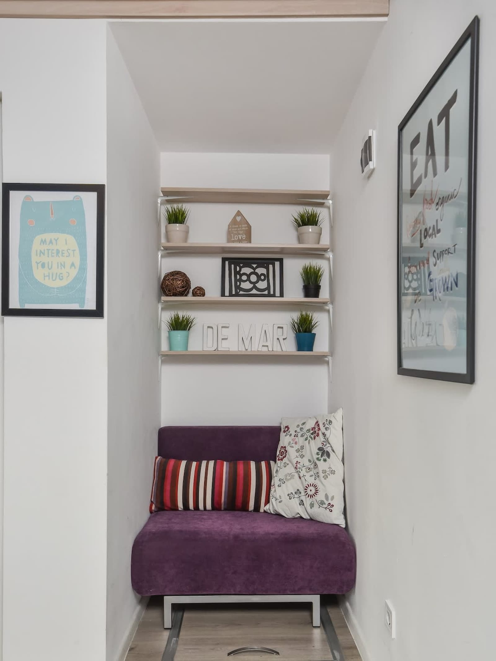 The Ivy House - A Cozy Attic near the City Center - Photo 5