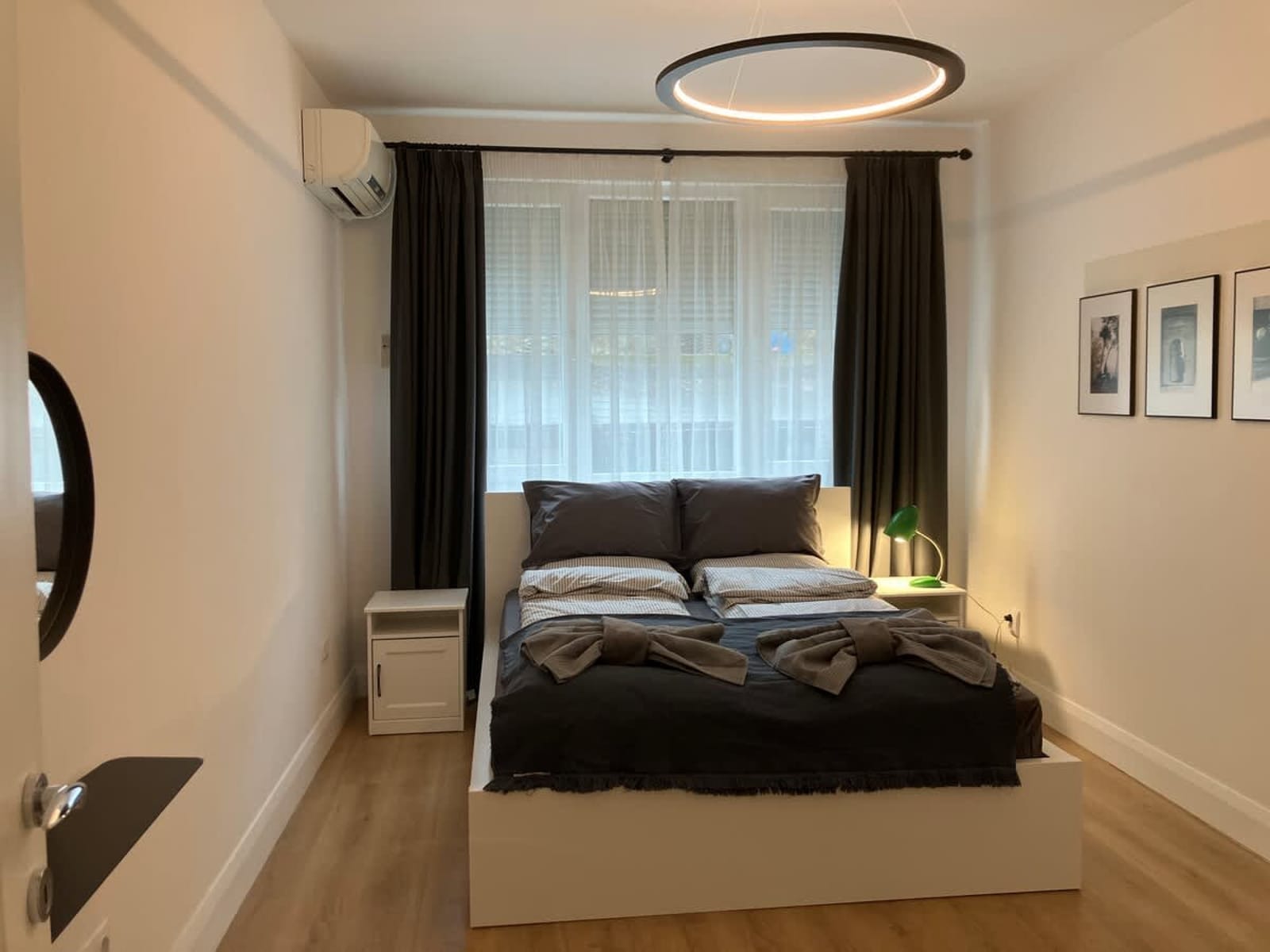 A French affair. With parking, style and elegance. - Photo 47