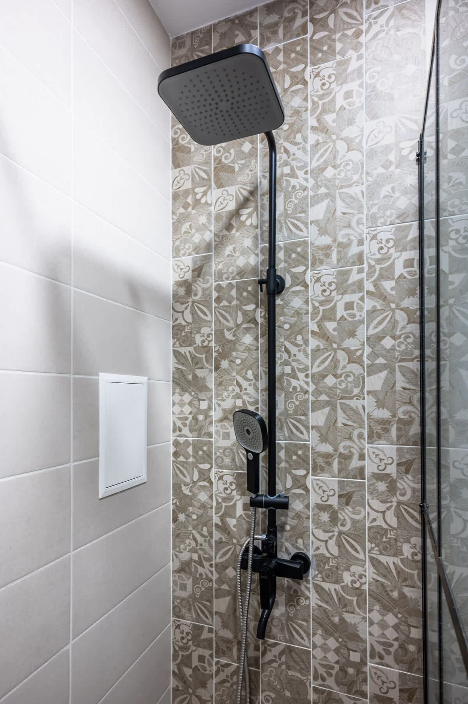 Light and Modern 2BD Flat Next To Women's Market - Photo 18