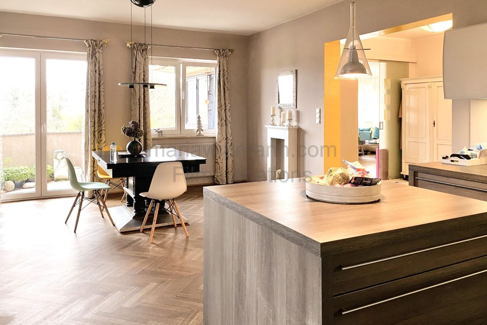 Location 240 - Photo 21