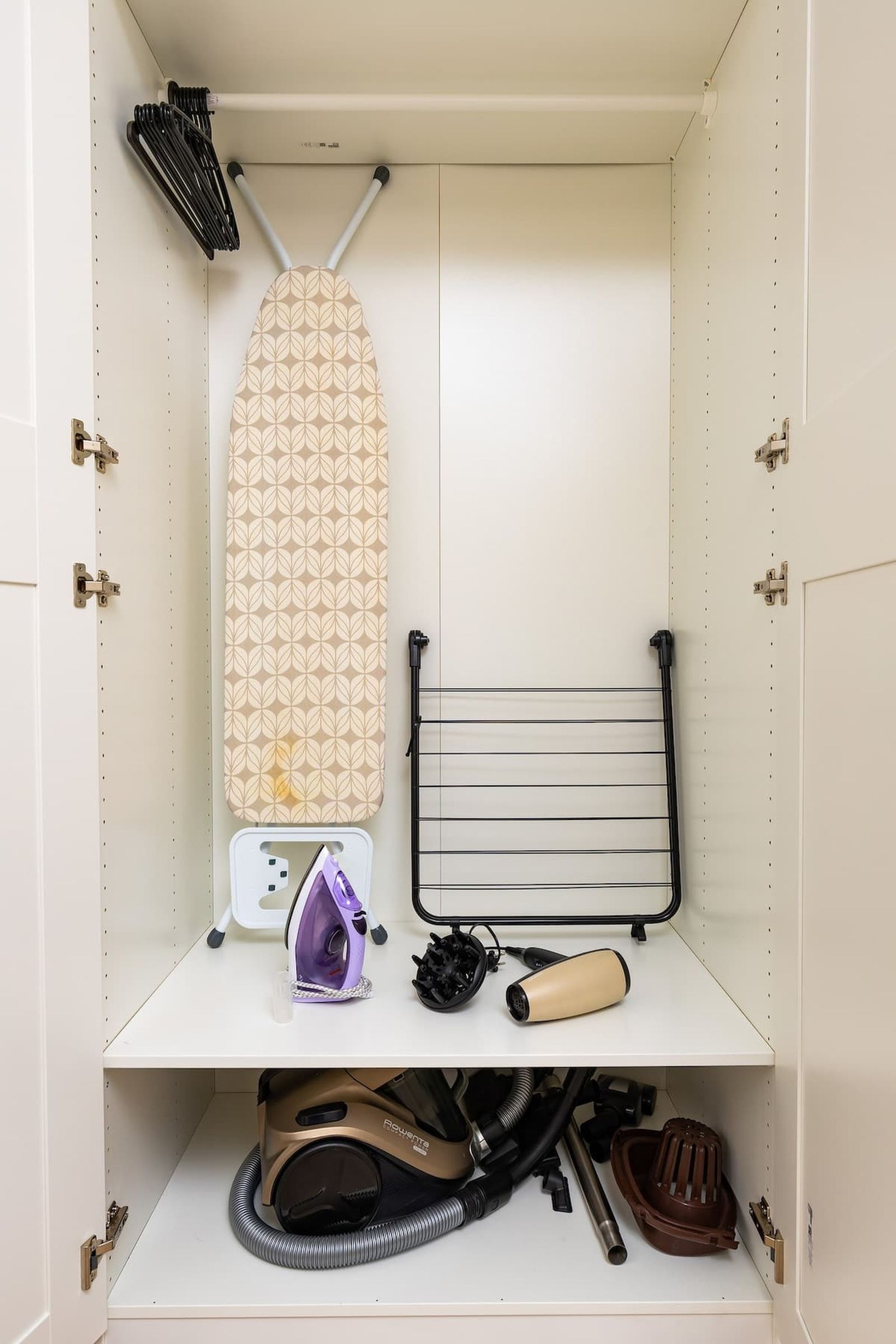 City Retreat with Local Charm - Photo 19