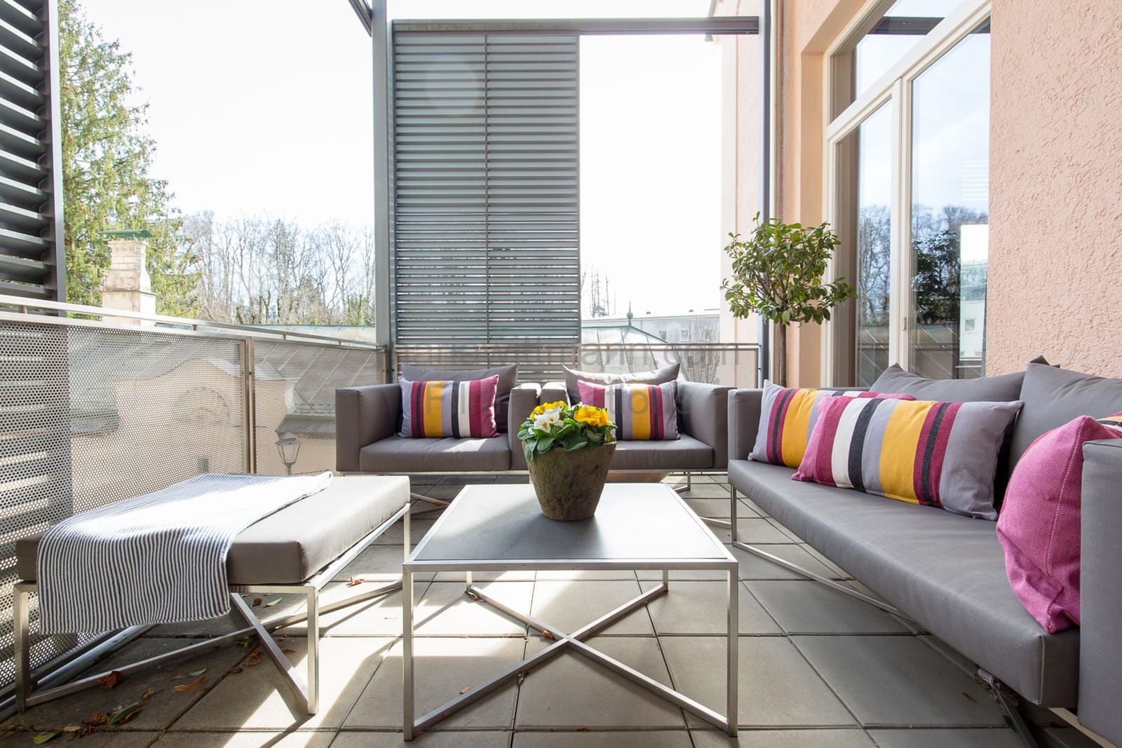 Location 285 - Photo 16