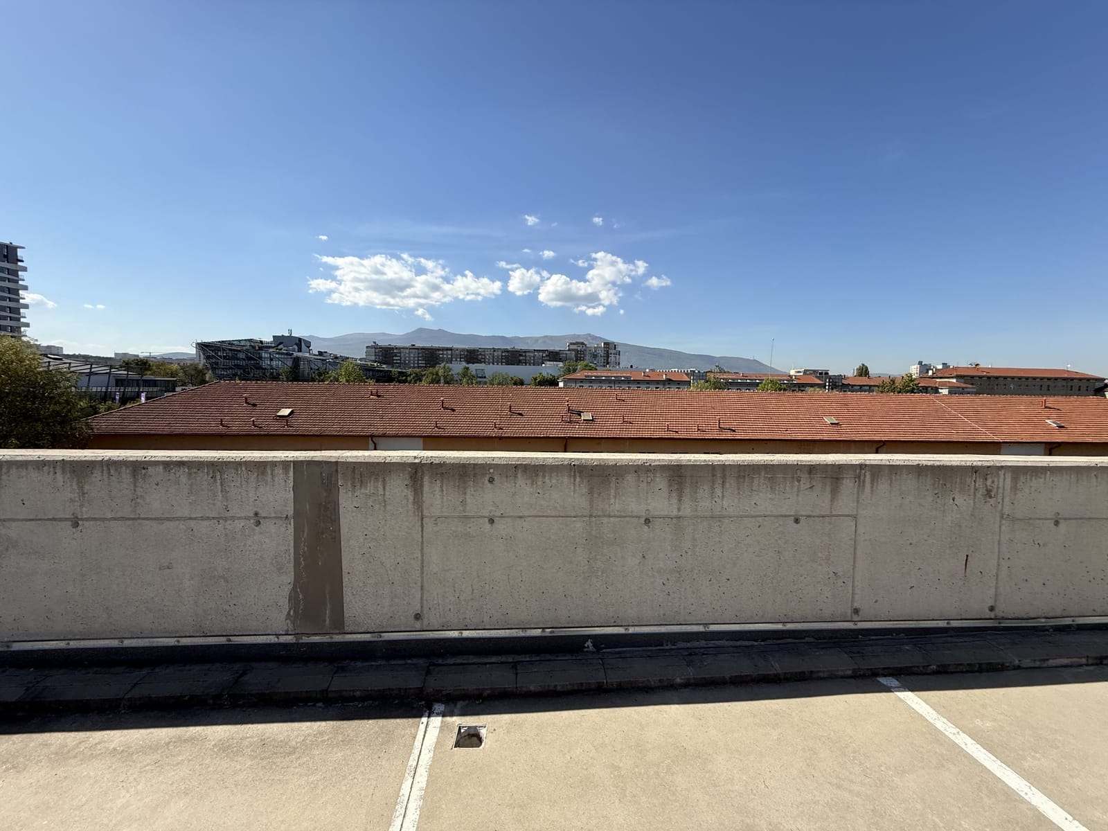 Big 5 Story Parking with security - Photo 35