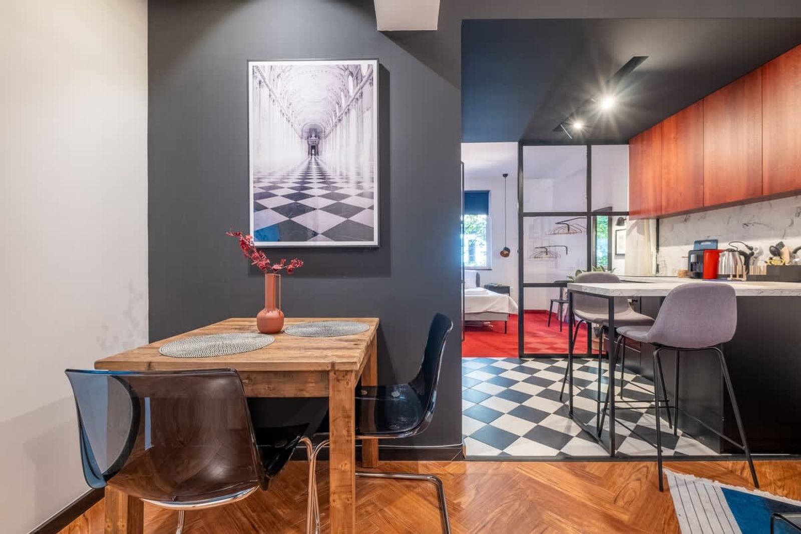 One Bedroom with Parking - Women's Market - Cover Photo