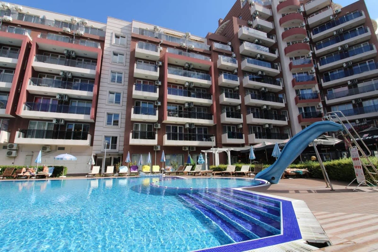 Family Studio with balcony in Admiral Plaza - Photo 11