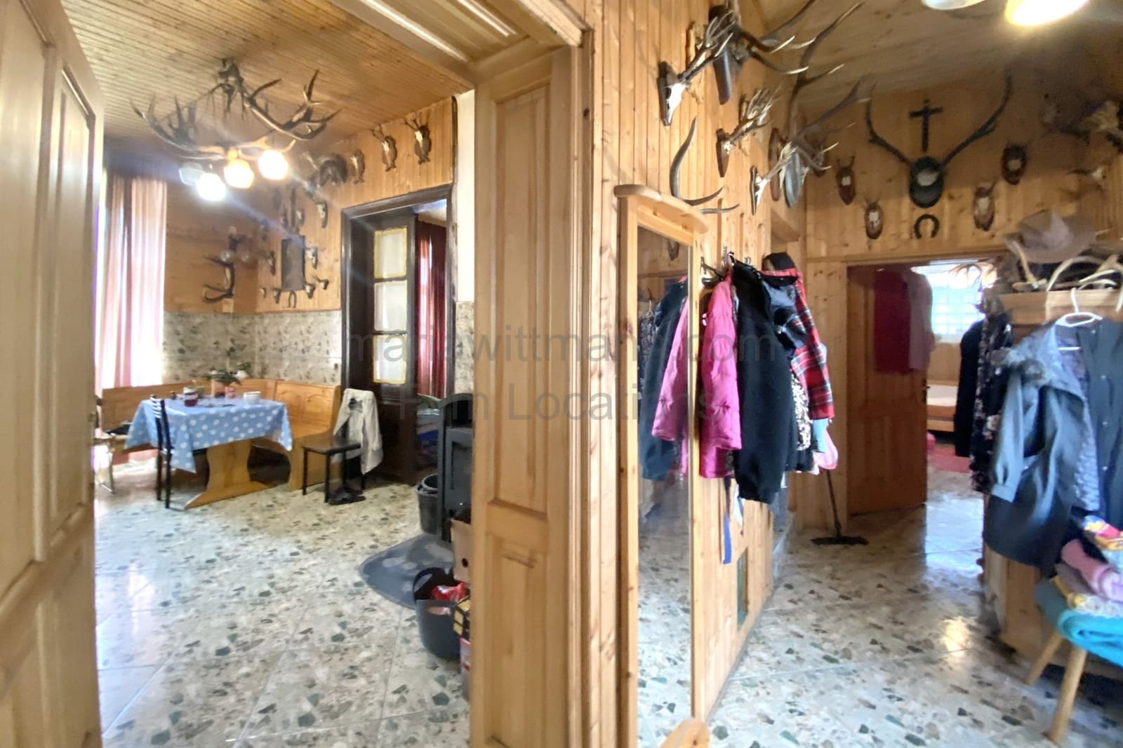 Location 246 - Photo 10