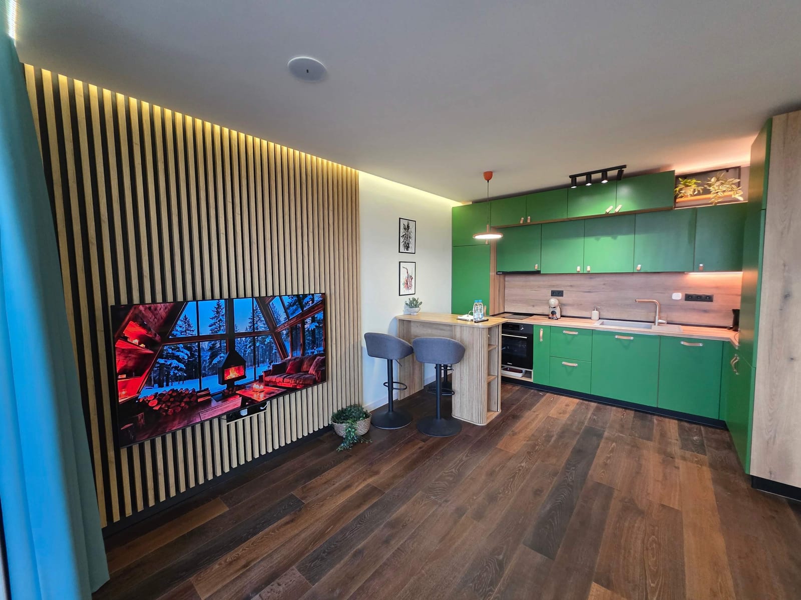 Luxury Apartment with Jacuzzi, River view &amp; Underground Parking - Photo 4