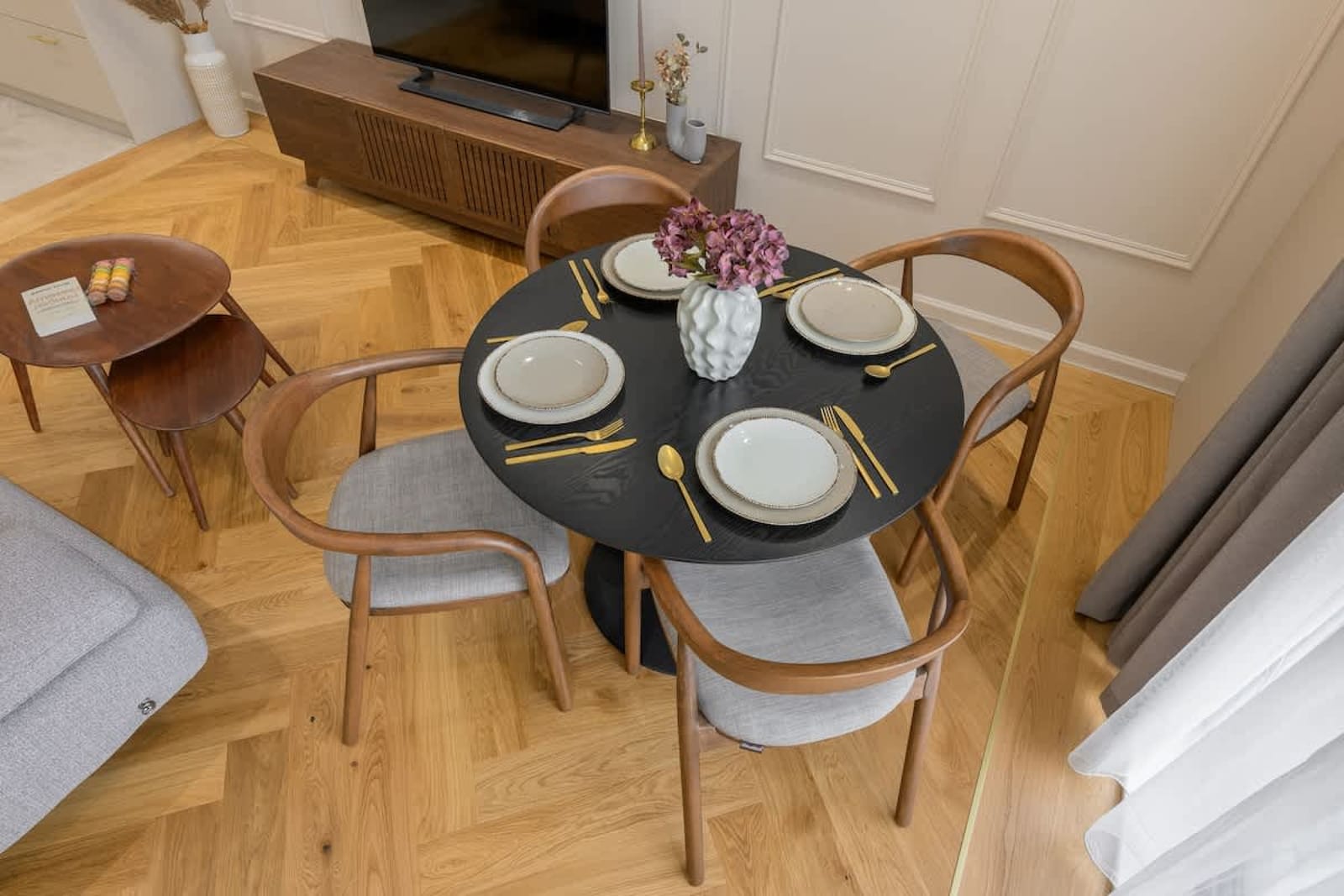 1BD Modern Serenity in Azur Delux Complex - Photo 11