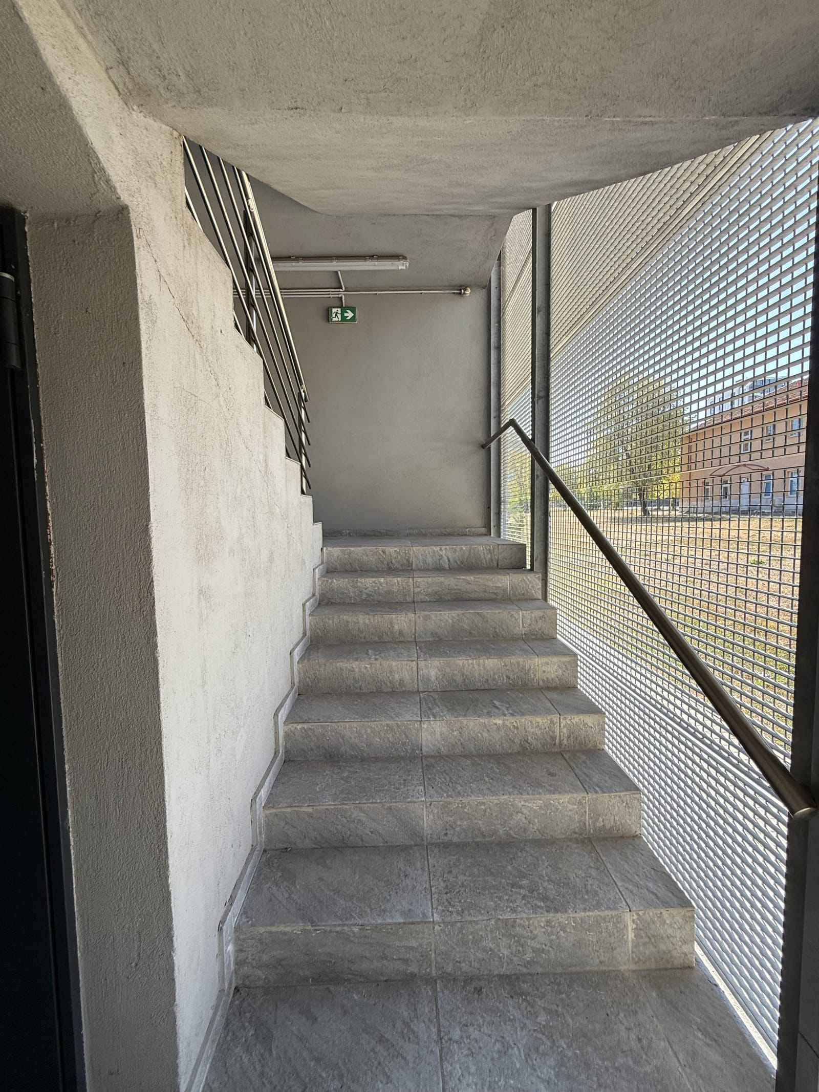 Big 5 Story Parking with security - Photo 30