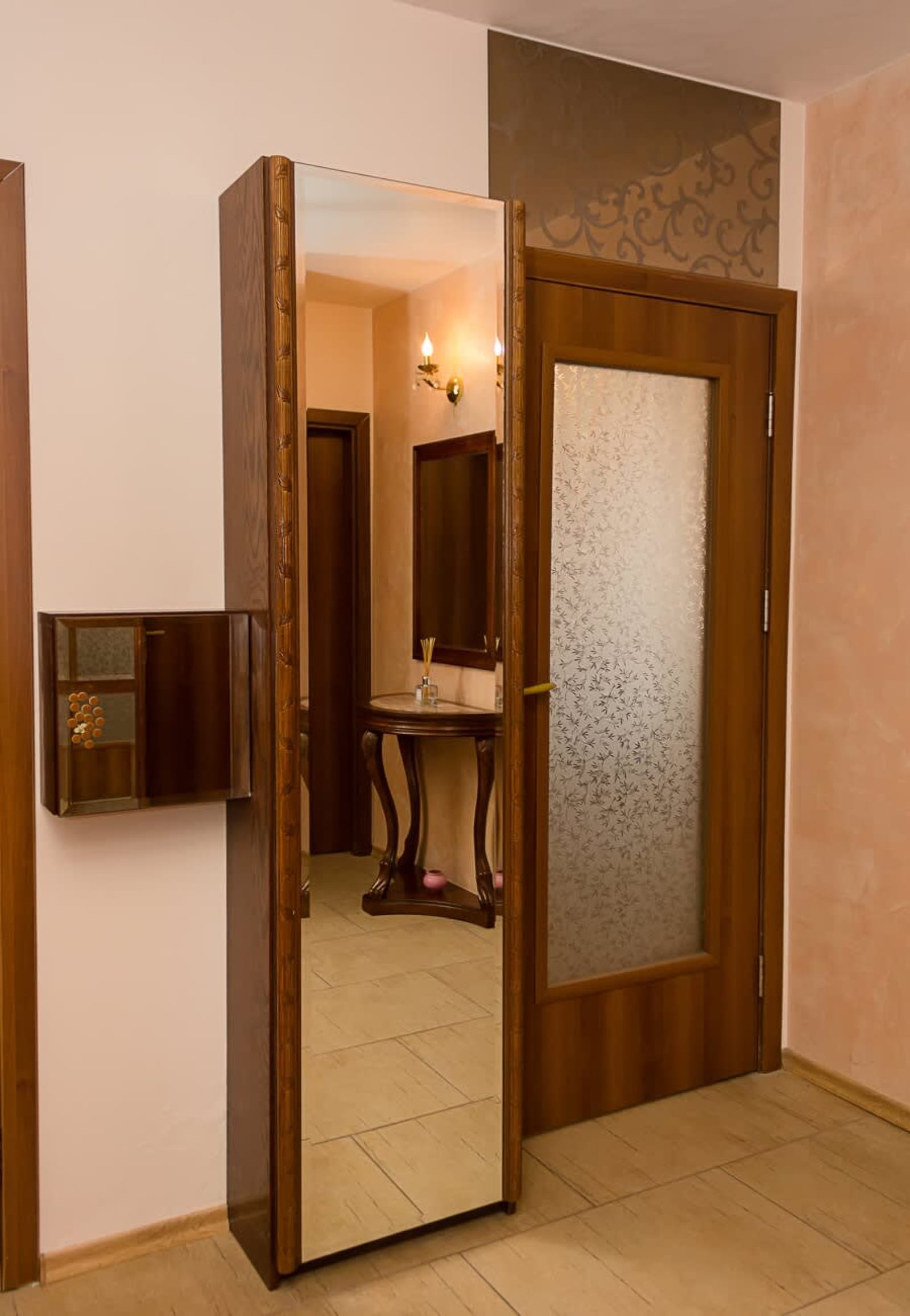 Varna Gem: 2BD Flat with Sunny Balcony - Photo 7