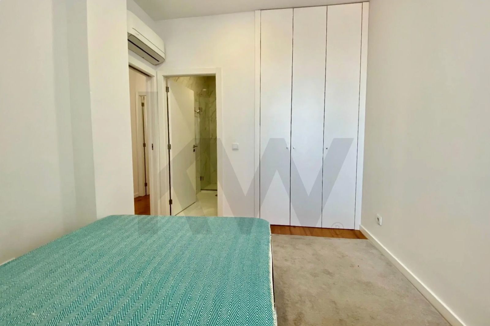 2 BDR &amp; 2 BTHR Duplex with 2 balconies - Photo 9